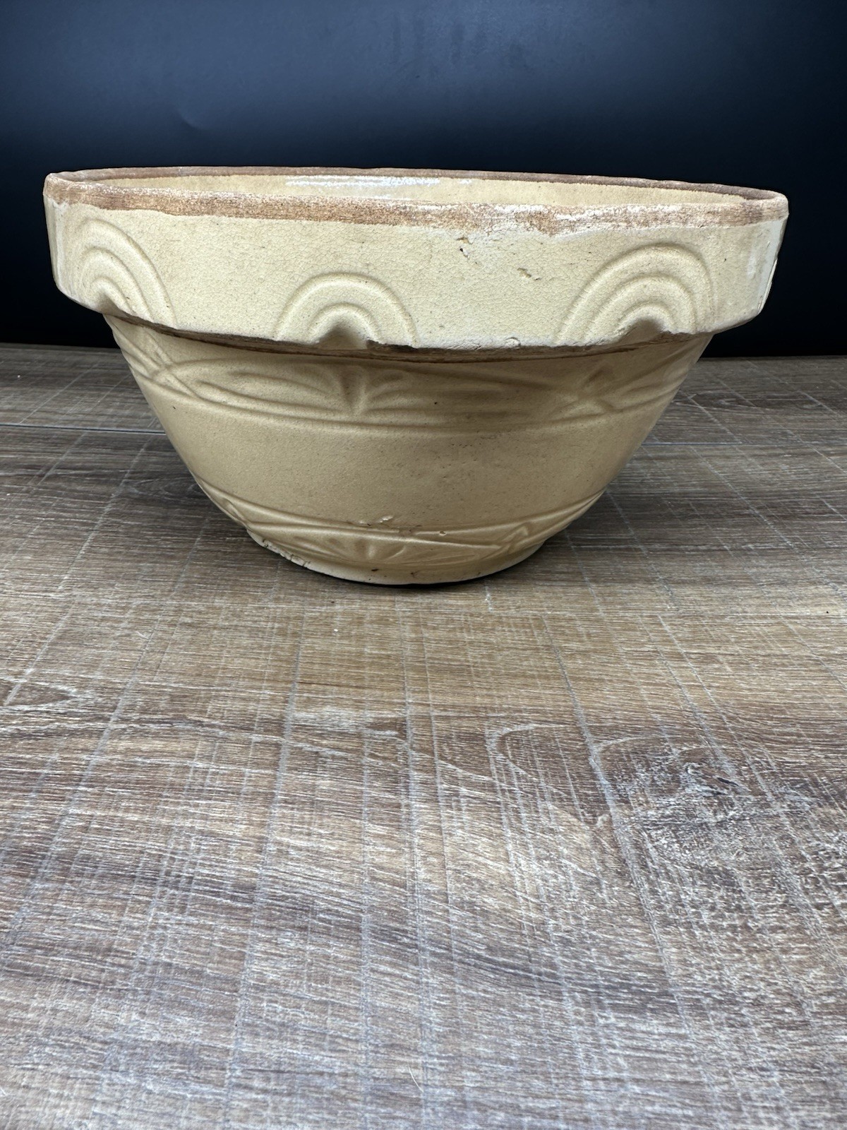 Vintage Yellowware Stoneware Mixing Bowl 10” Embossed Sunburst Farmhouse Vintage Yellowware Stoneware Mixing Bowl 10” Embossed Sunburst Farmhouse