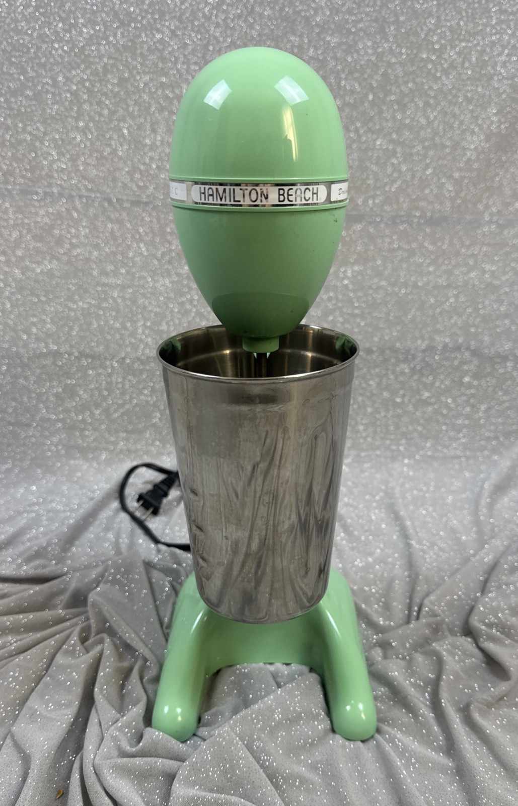 Vintage 1970s Hamilton Beach Jadite Green Drink Master Stainless Cup 65250 WORKS Vintage 1970s Hamilton Beach Jadite Green Drink Master Stainless Cup 65250 WORKS