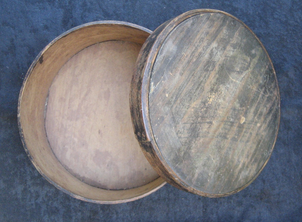 Antique / Primative/Shaker-Pantry Box 7 1/2\