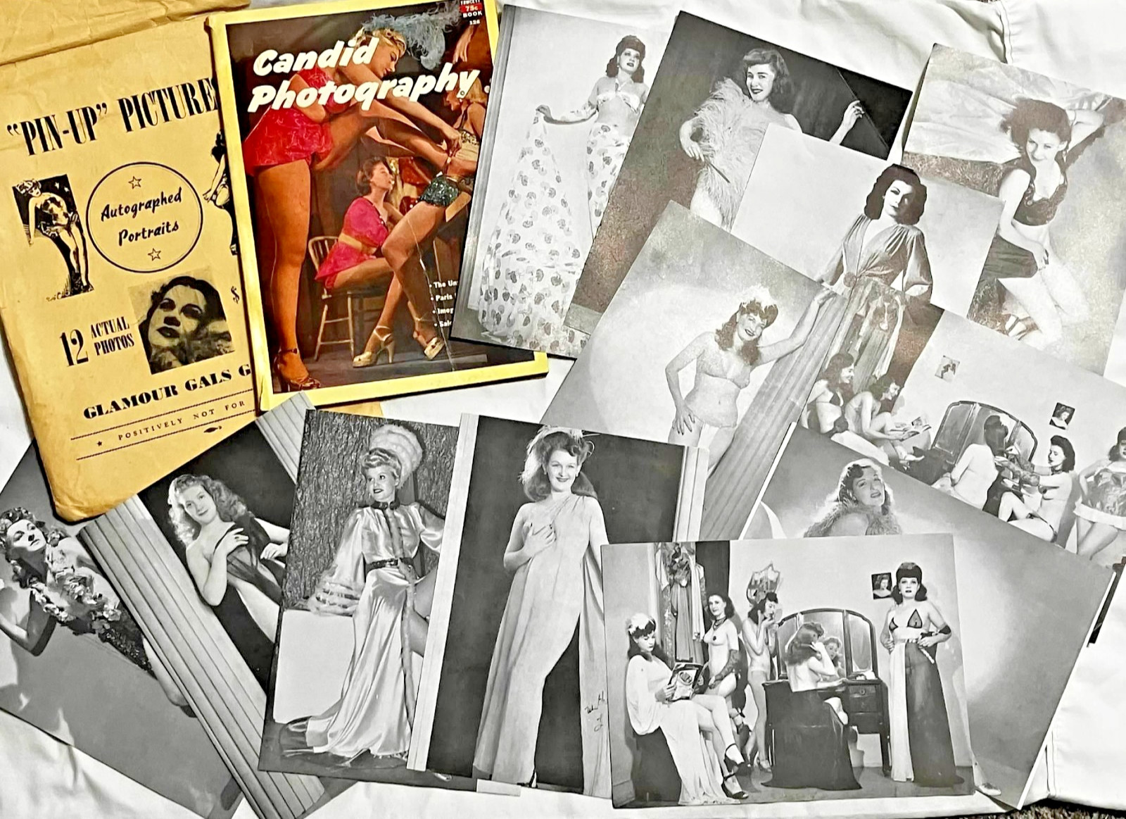 Vintage 1951 Pin-Up Portfolio Set 12 Prints Envelope & Fawcett Photo Book 126 Vintage 1951 Pin-Up Portfolio Set 12 Prints Envelope & Fawcett Photo Book 126