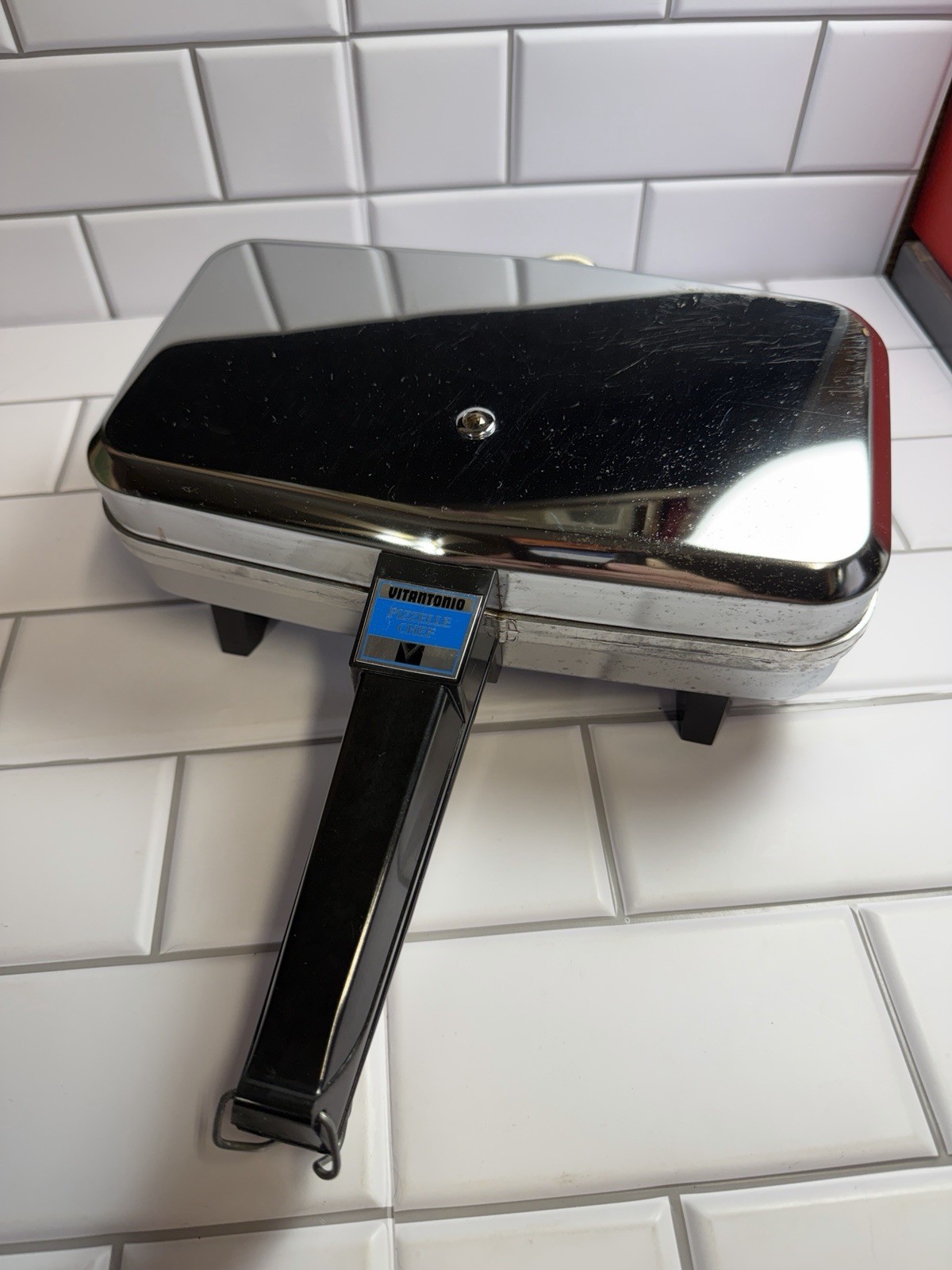 Vintage Vitantonio Pizzelle Chef 300 Stainless Steel 900W Cookie Maker TESTED Vintage Vitantonio Pizzelle Chef 300 Stainless Steel 900W Cookie Maker TESTED