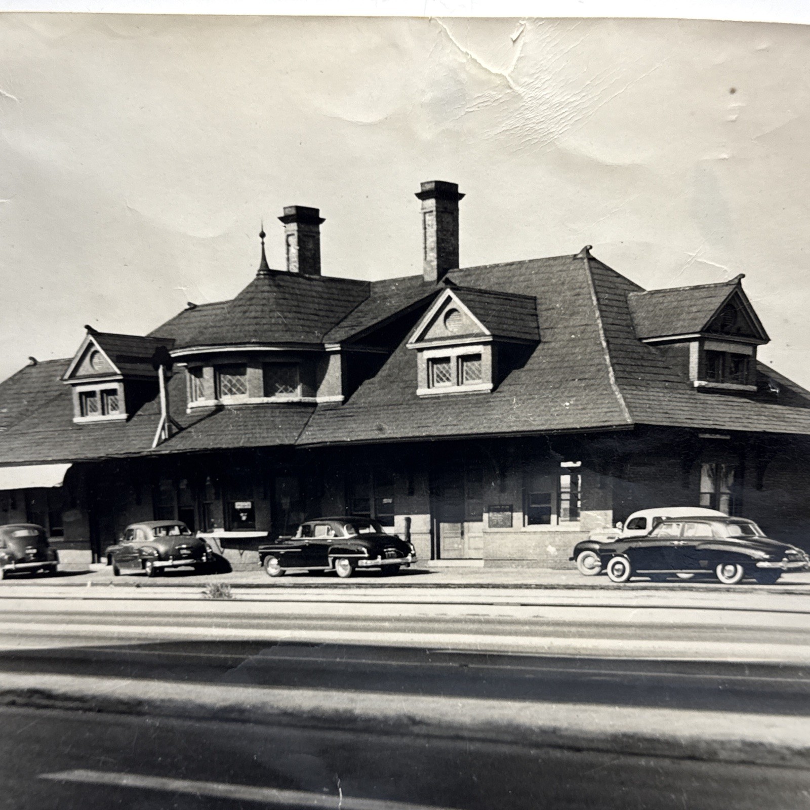 Original 8x10 Photo Of Old 1940’s Railroad Train Depot-unknown City