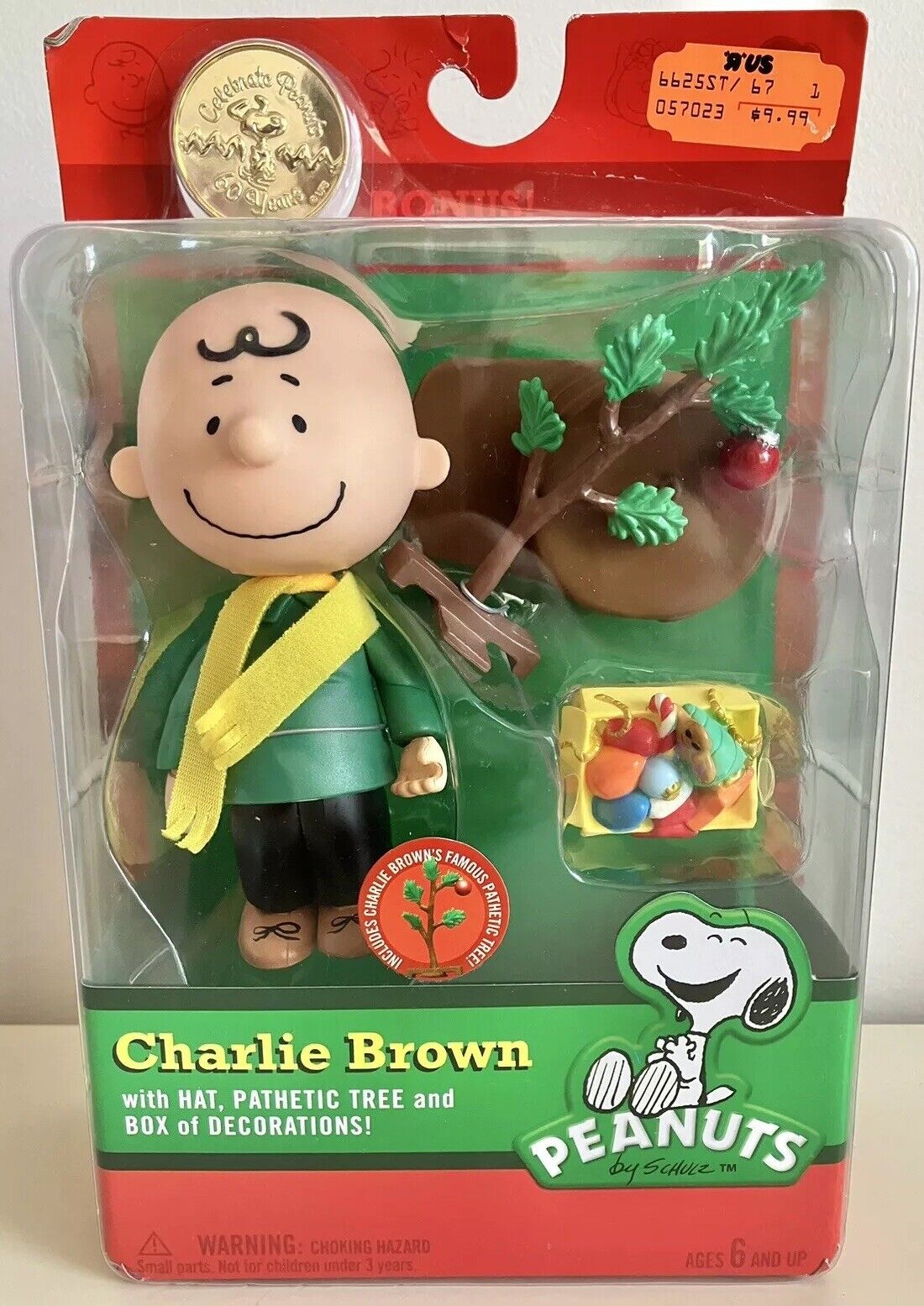 Peanuts 60 Years Charlie Brown Christmas Forever Fun Toys R Us Snoopy Exclusive