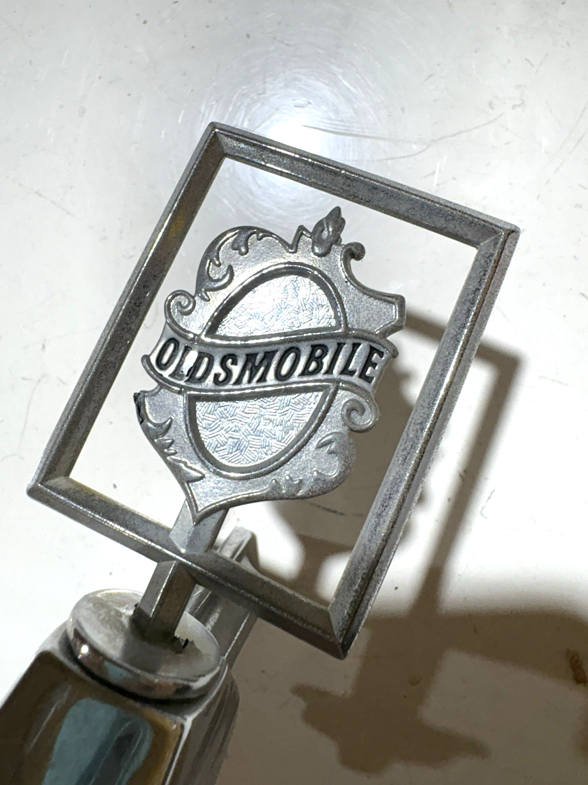 1980-1990 Oldsmobile hood Ornament Emblem (chrome) original