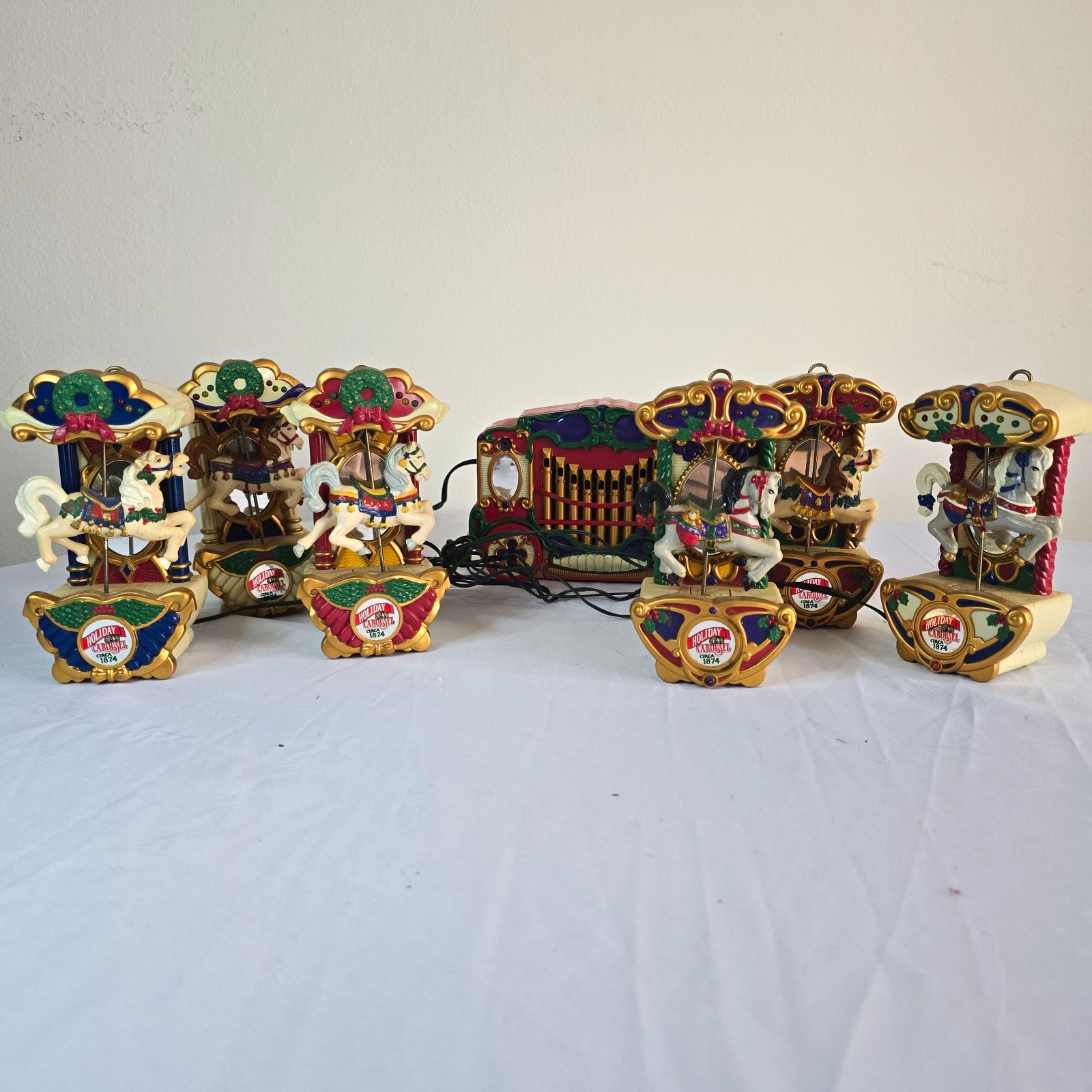 Mr. Christmas Vintage 1992 Victorian Musical/Animated Carousel Merry-Go-Round