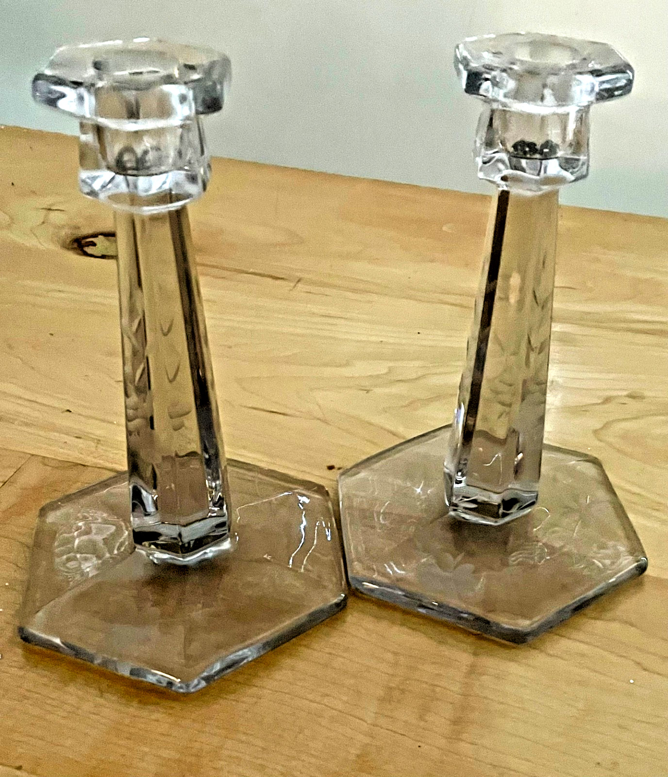 antique sun purpled etched FLORAL PATTERN crystal candlestick holder pair HEISEY