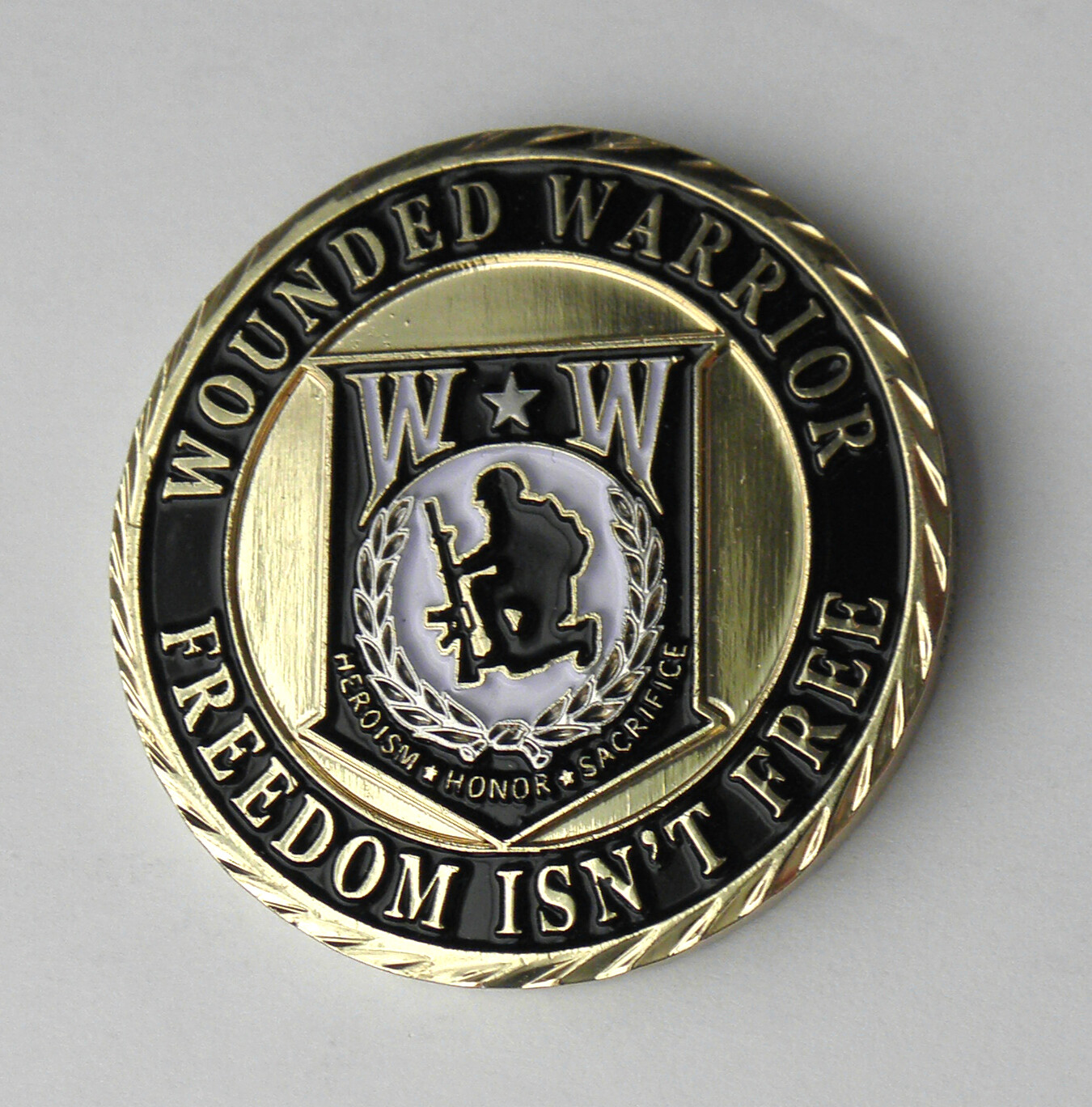 WOUNDED WARRIOR PATRIOTIC SERIES CHALLENGE COIN 1.7\