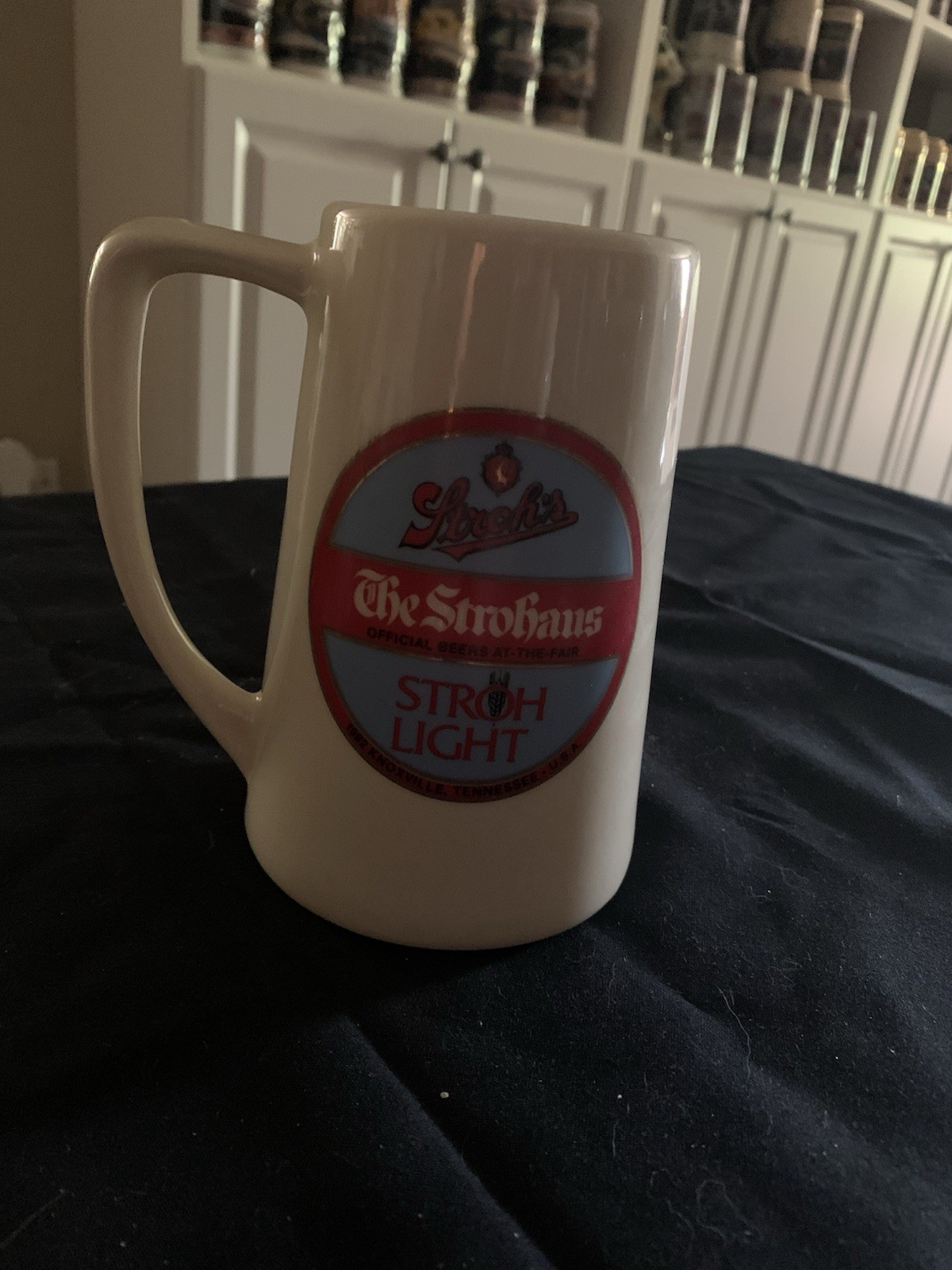 Stroh Light / The Stroh’s Beer Mug White Ceramic Collectible US Breweriana