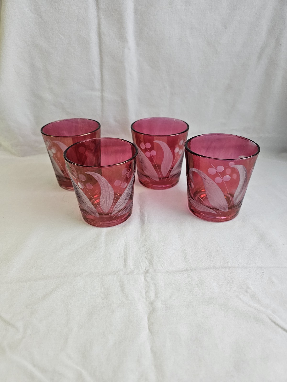 Set Of 4 Vtg Cranberry Etched Federal Glasses 