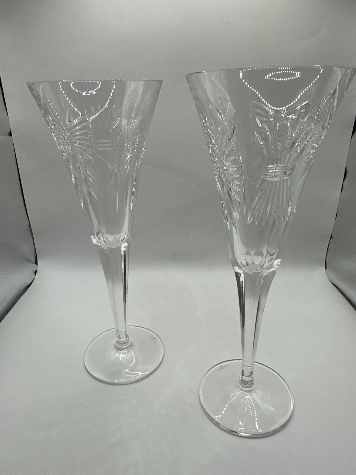 Waterford Crystal Toasting Flutes Set of 2 Universal Wishes Pattern Mint