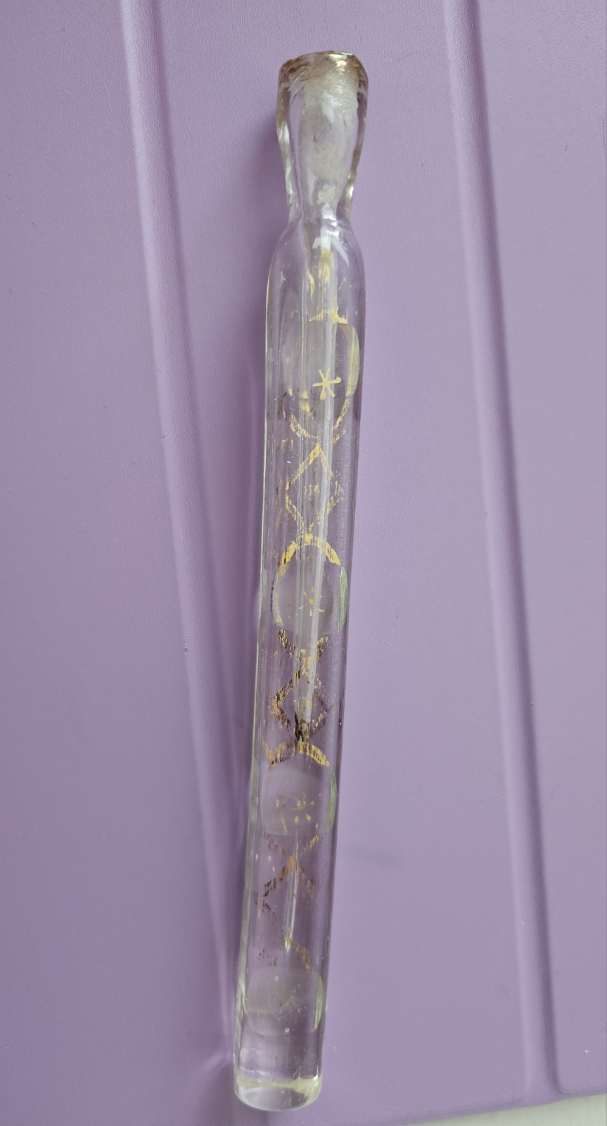 Antique 19th Century Victorian Glass Scent Bottle / \