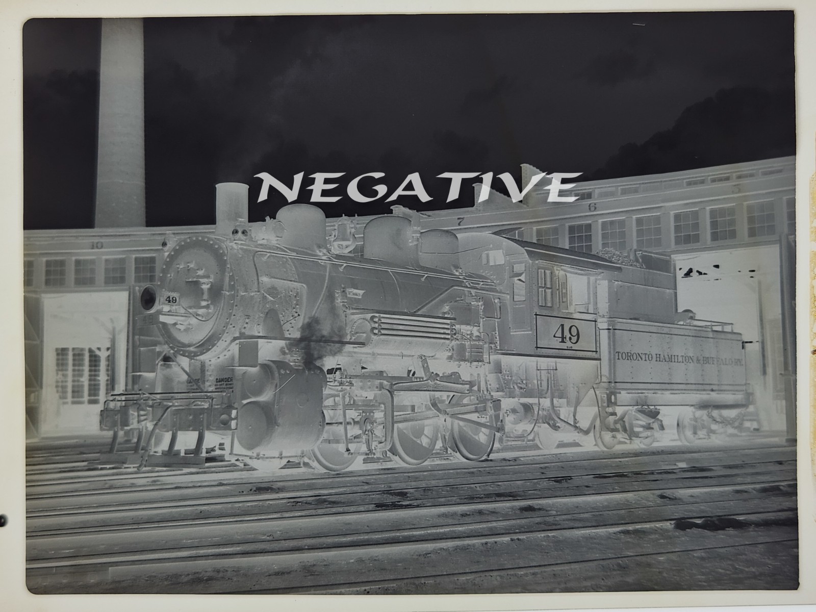 1948 TORONTO HAMILTON & BUFFALO RR LOCOMOTIVE #49 PHOTO NEGATIVE