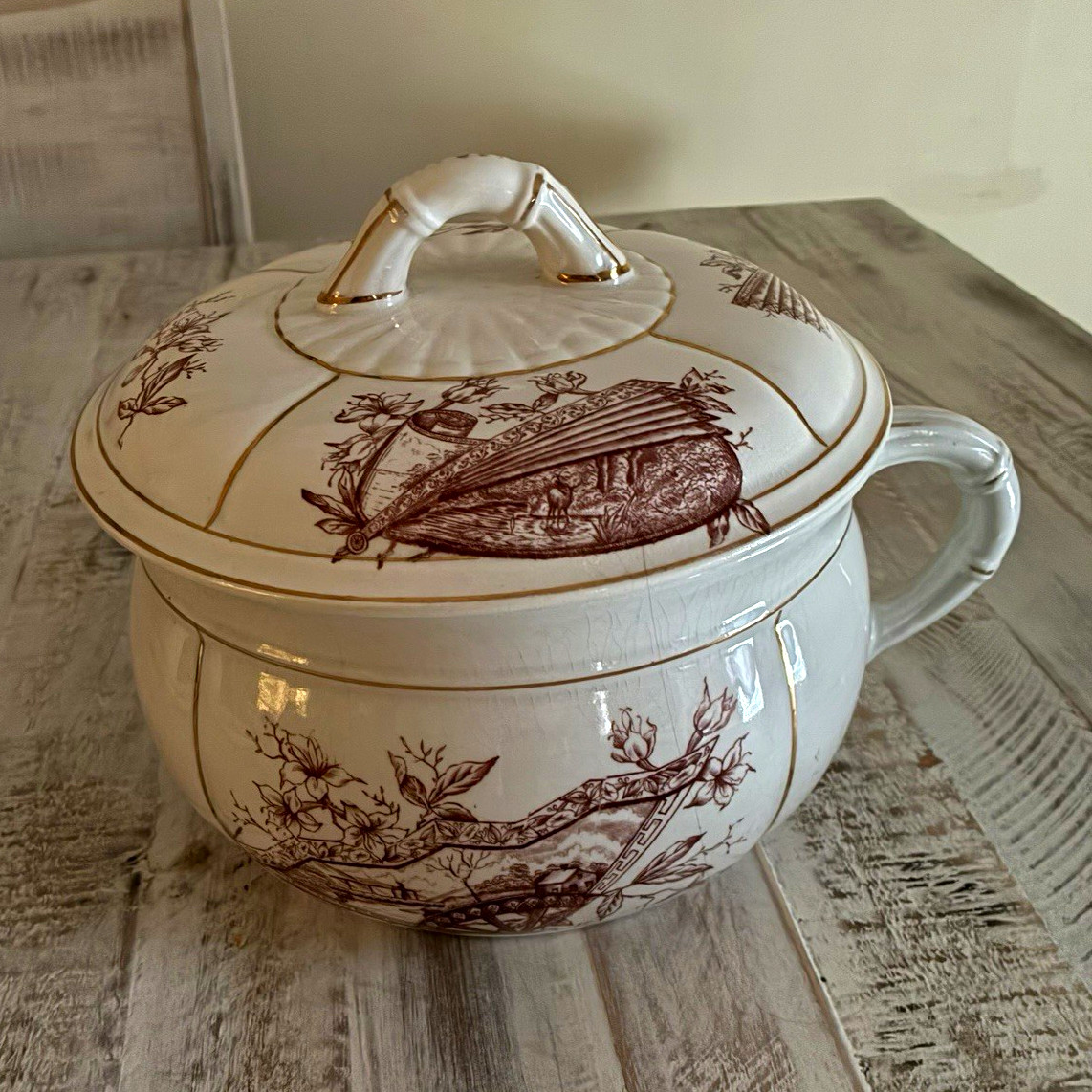 Antique Victorian Lidded Chamber Pot HAVANA Pattern Brown Transferware Gold Trim