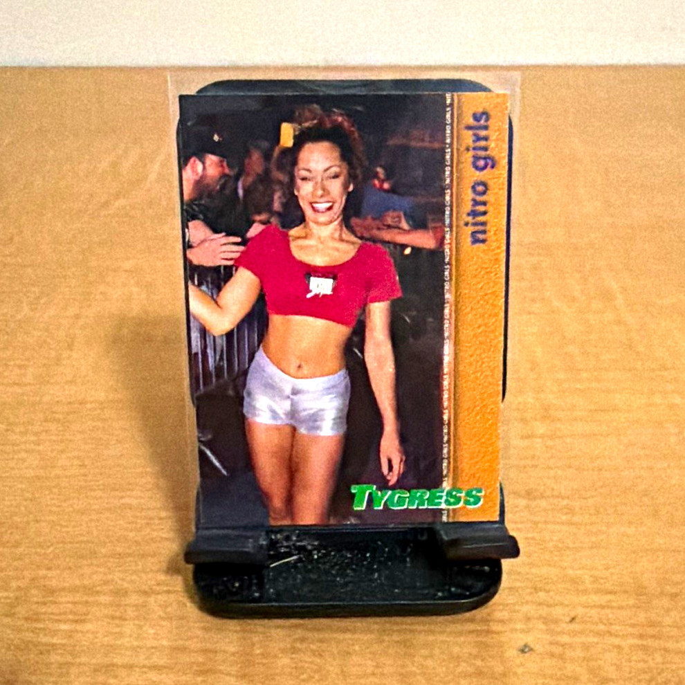 Topps 1999 Nitro Girls #63 Tygress Base Set Non-Sport Trading Card