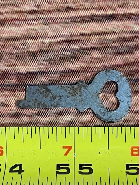 Vintage steel flat key oval head heart shaped hole key Collectible 