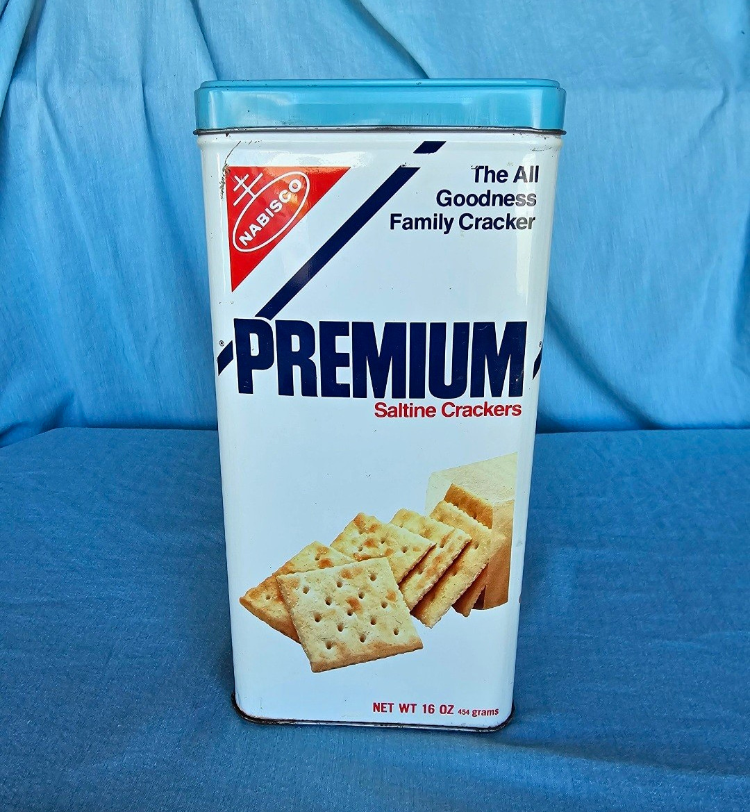 Nabisco Premium Saltine Crackers Advertising Tin 1978 White Blue Red