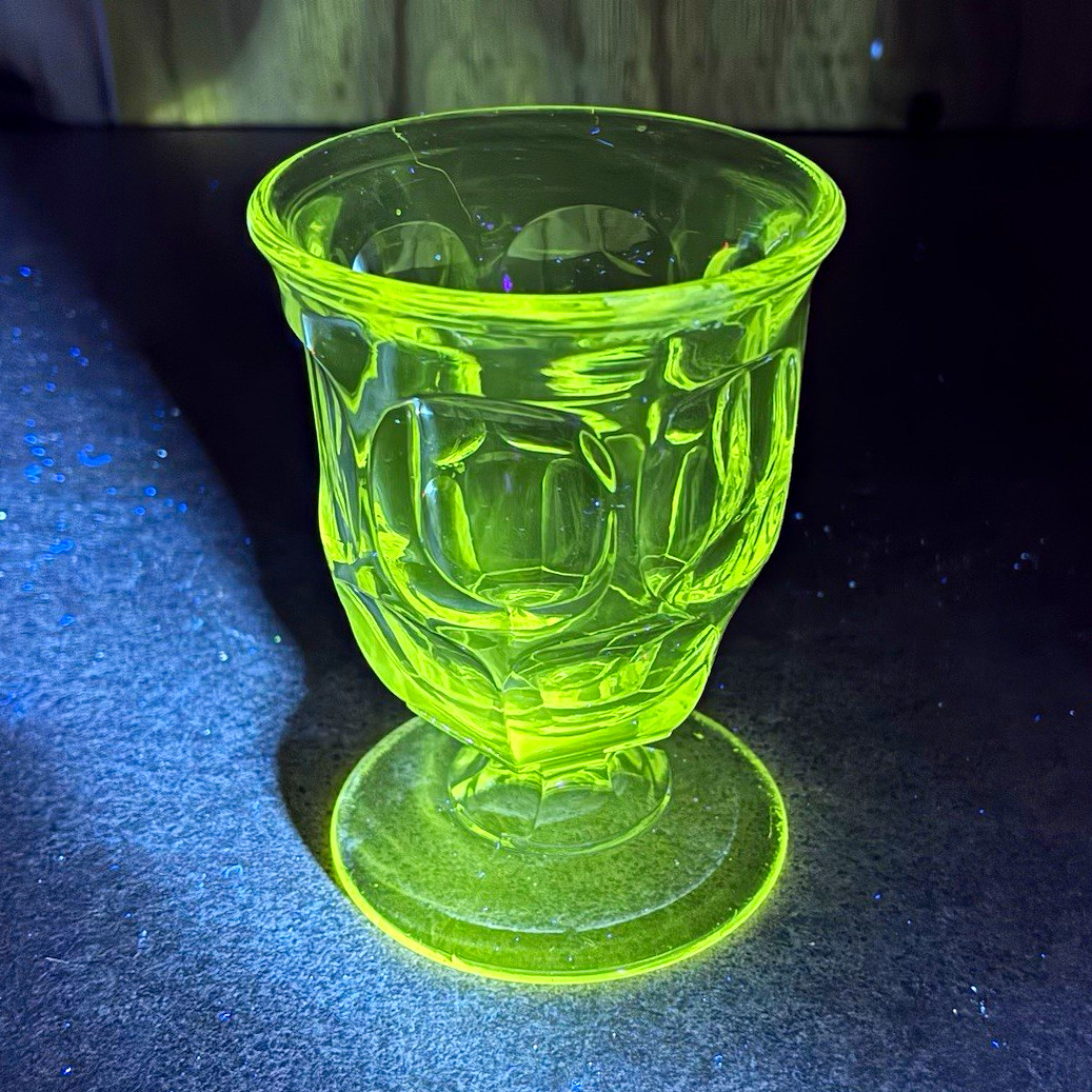 Antique EAPG Ashburton Egg Cup Manganese Glow UV reactive 365nm Thumb Print