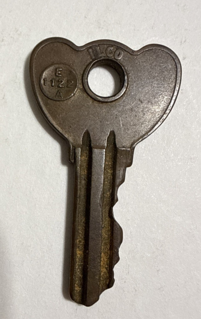 Vintage ILCO Independent Lock Co. Fitchburg Mass. Key No. 1122 A E #4