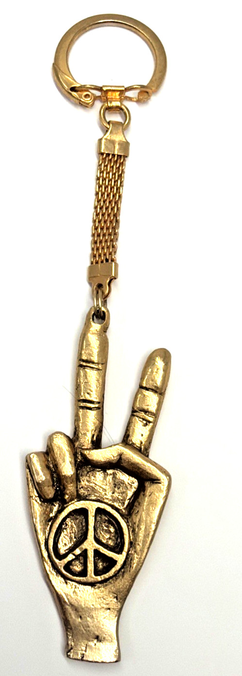 Vintage Peace Sign Gold Toned Chain Keychain Vintage Peace Sign Gold Toned Chain Keychain