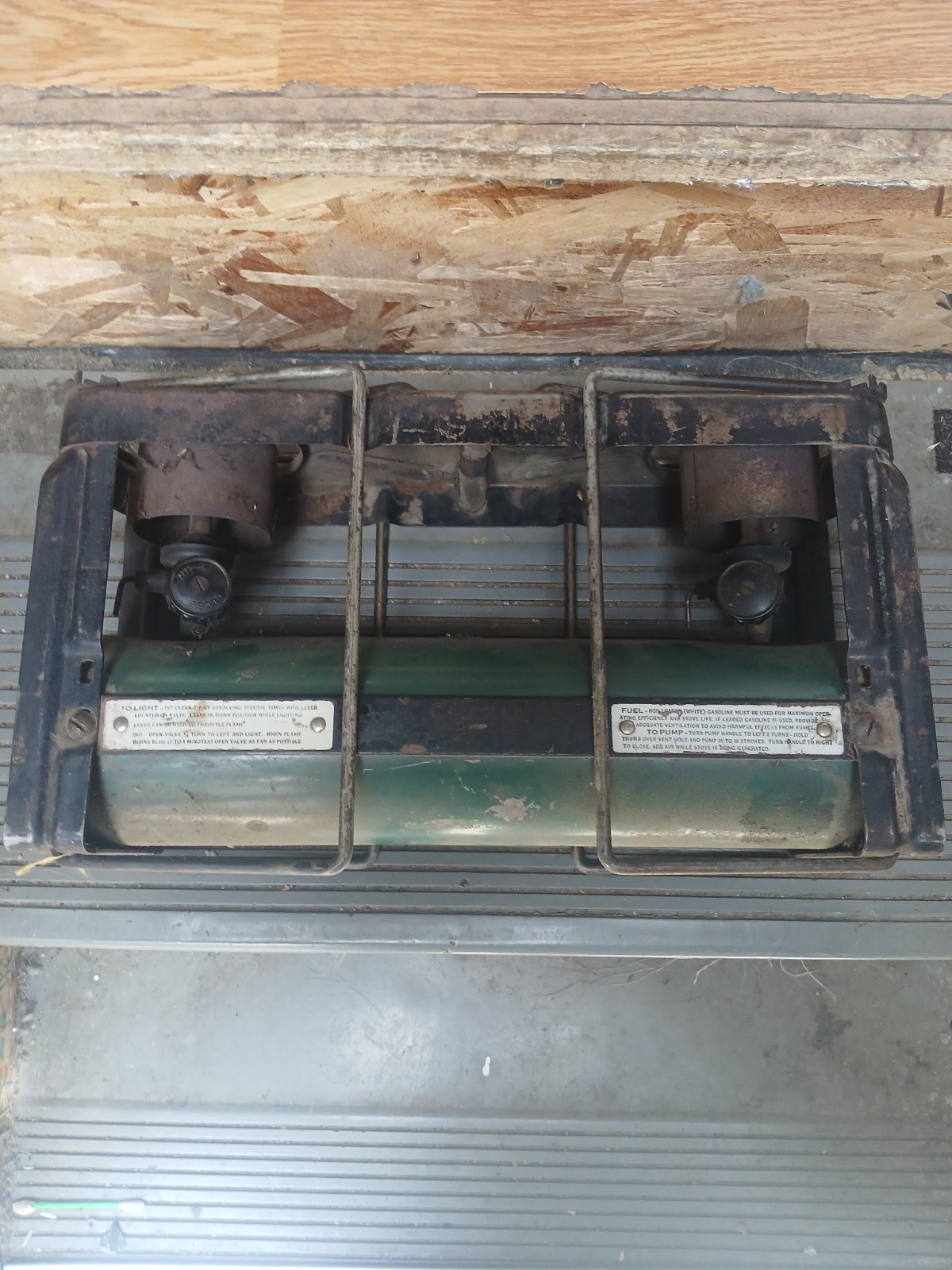 COLEMAN WWII 523 USA MD Medical Military 2 Burner Field Stove - Vintage stove.