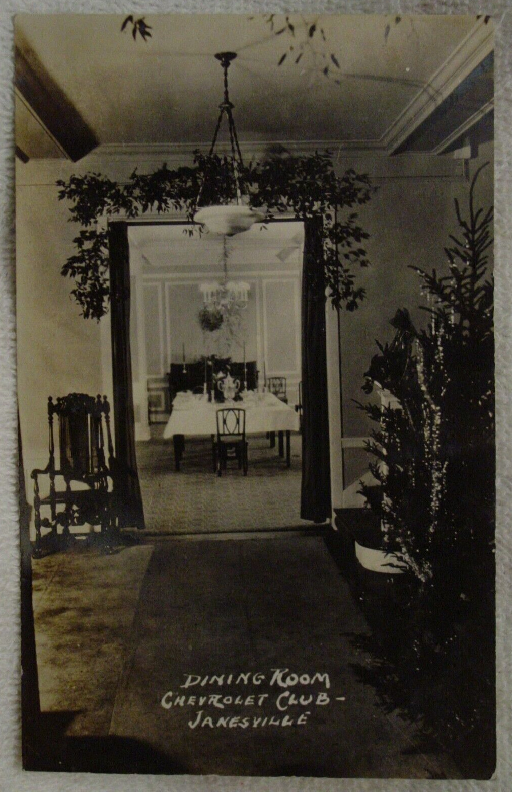 Rare Janesville WI CHEVROLET CLUB Dining Room CHRISTMAS TREE 1920s RPPC Postcard