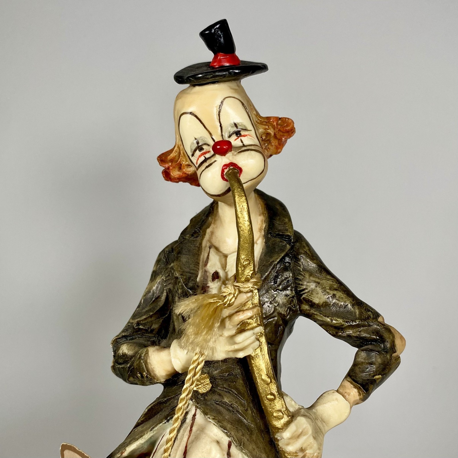 A Santini Capodimonte Clown Saxophone Figurine Italy 13\