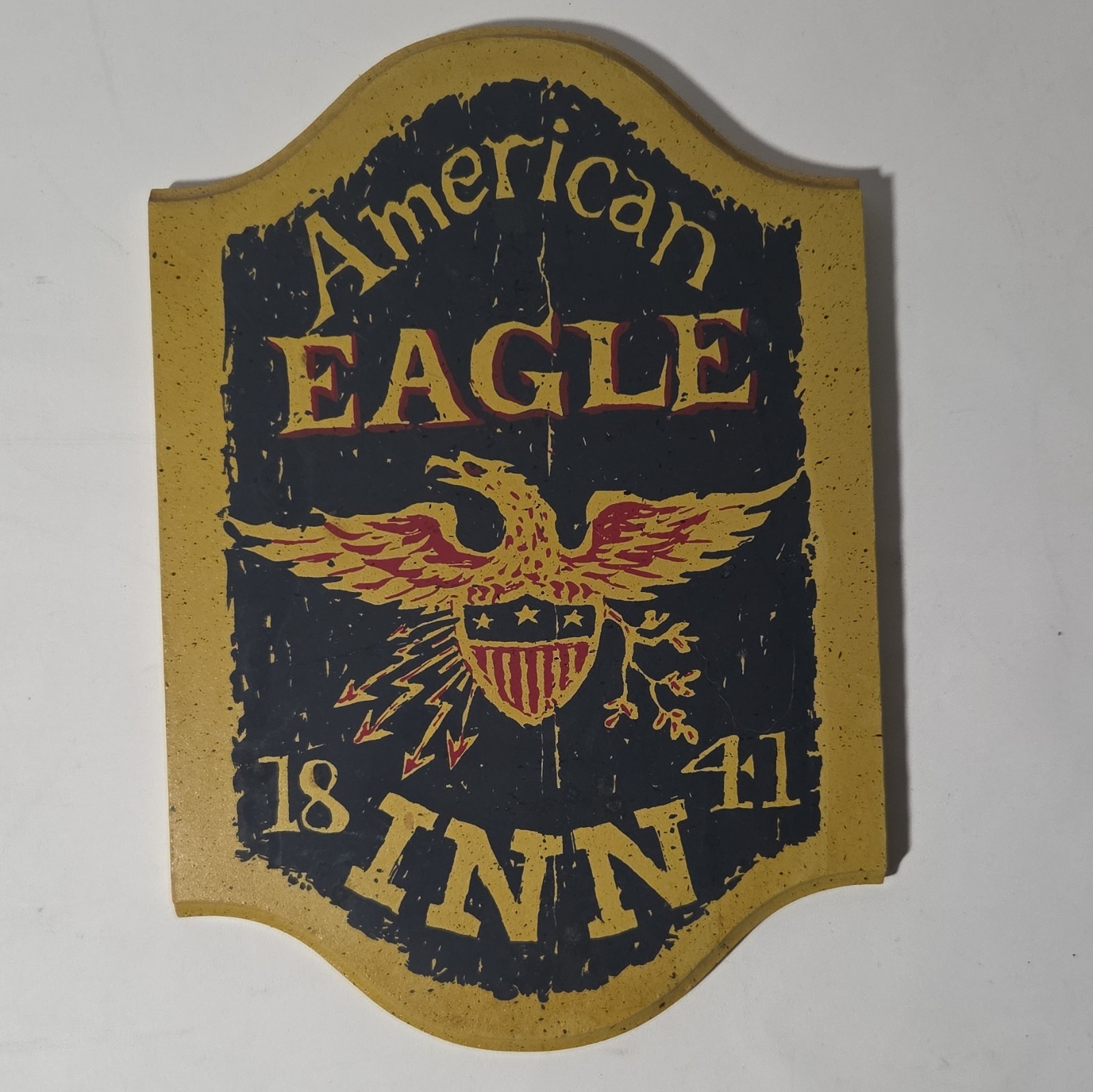 AMERICAN EAGLE INN vtg 1970 wall-hanging Masketeers Inc. man-cave Eagle USA