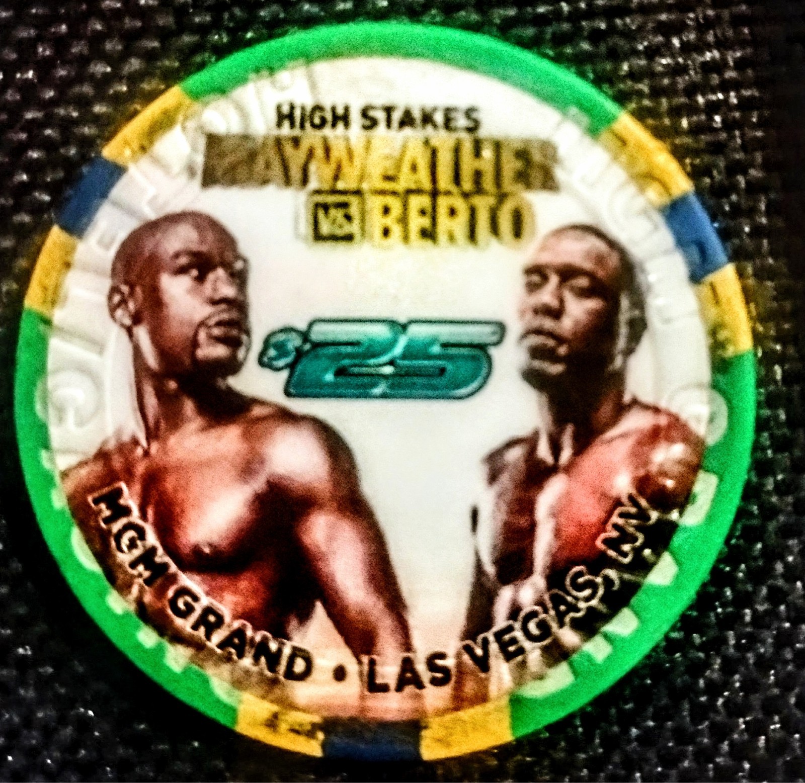 Vintage limited edition 25$ MGM chip Mayweather vs Berto