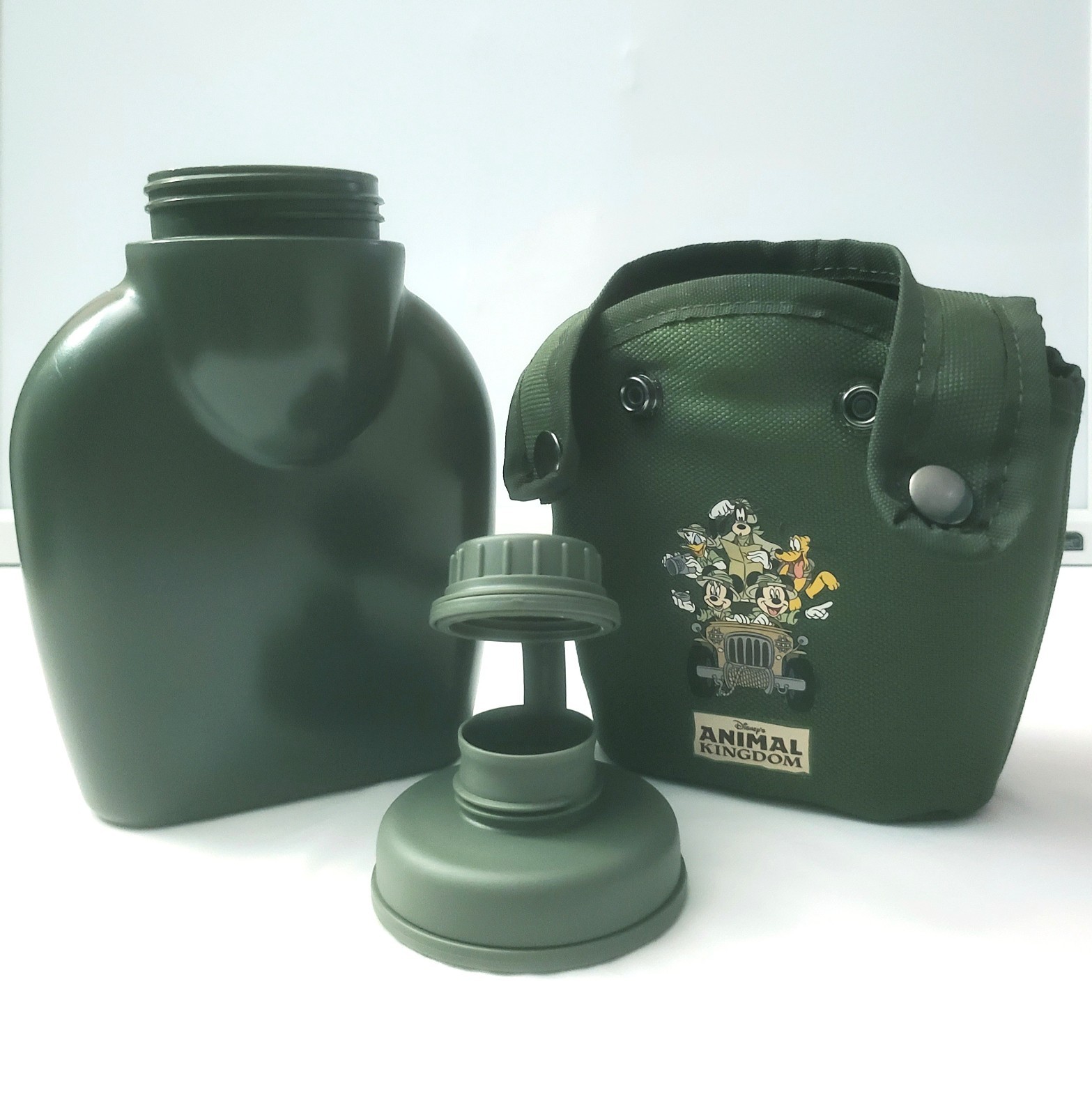 Disney\'s Animal Kingdom Green Canteen Souvenir Water Bottle Mickey and Friends Disney\'s Animal Kingdom Green Canteen Souvenir Water Bottle Mickey and Friends