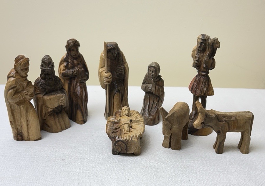 9 Piece Hand Nativity Set Carved Olive Wood Figures Christmas