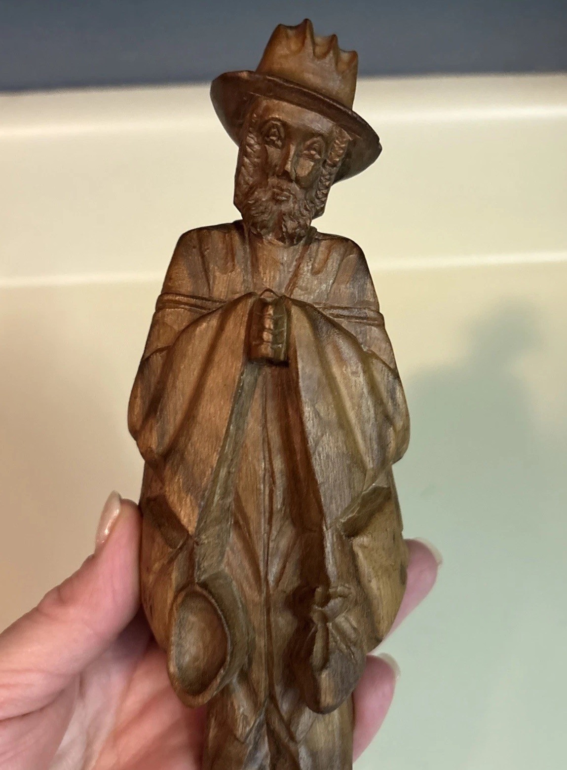 Vintage Hand Carved Wooden Traveler Figurine Folk Art Sculpture 9\ Vintage Hand Carved Wooden Traveler Figurine Folk Art Sculpture 9\