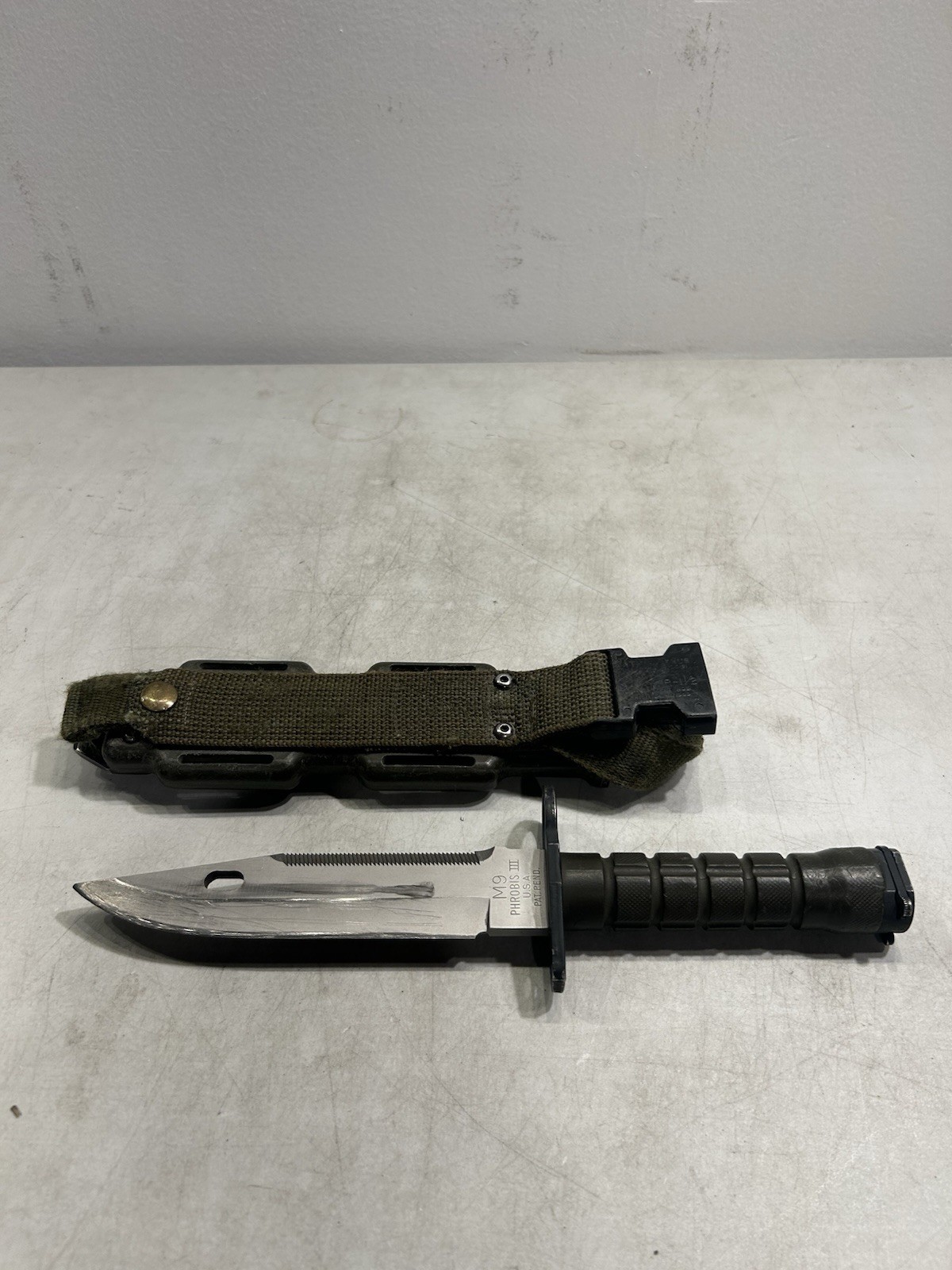 PHROBIS III U.S.A. PAT PEND M9 Military Fixed Blade 4th Gen with Scabbard