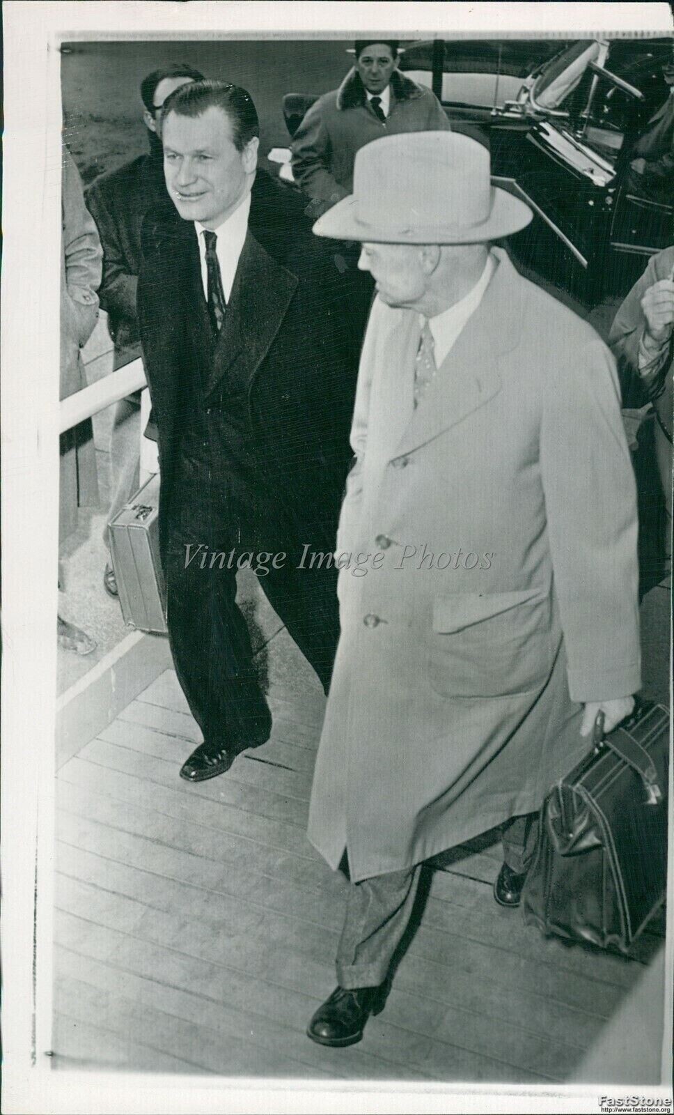1955 Sherman Adams Nelson Rockefeller Visit Pres Eisenhower Politics Photo 6x8