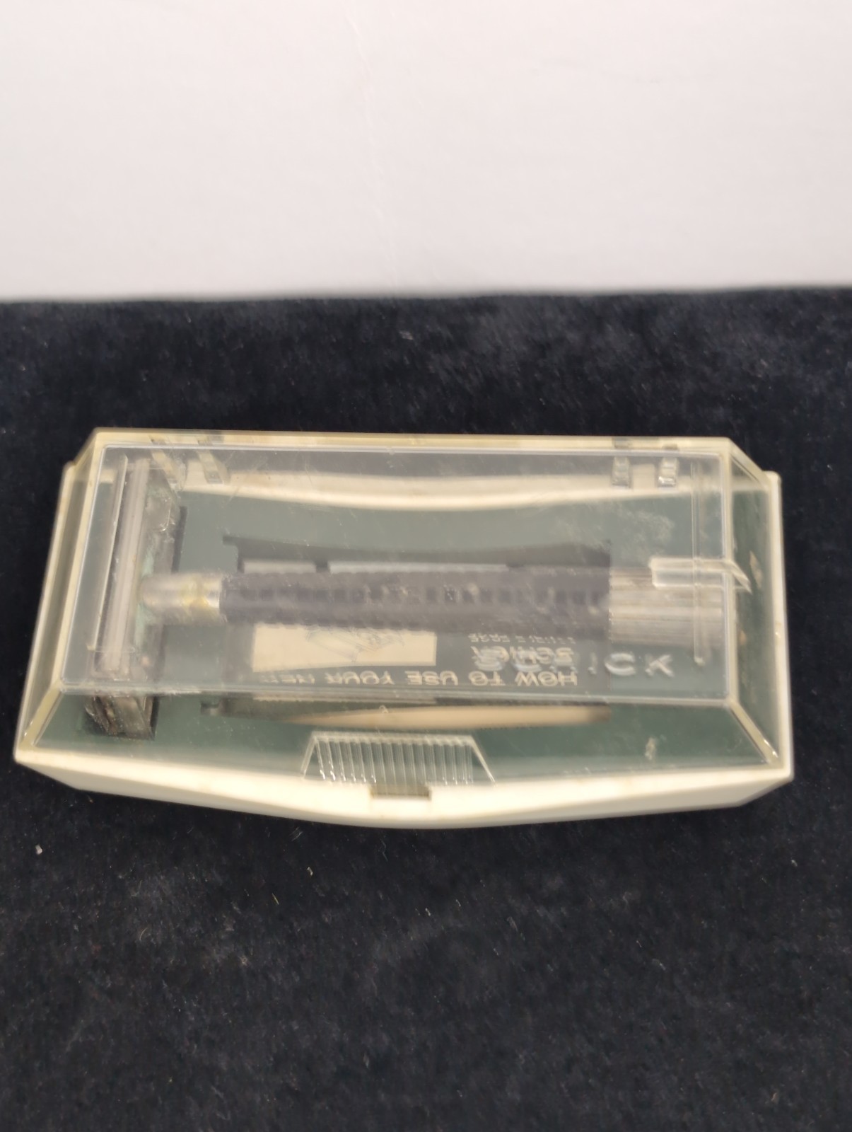 Schick 1965  Safety Razor Eversharp Double Edge Razor With Case and Manual