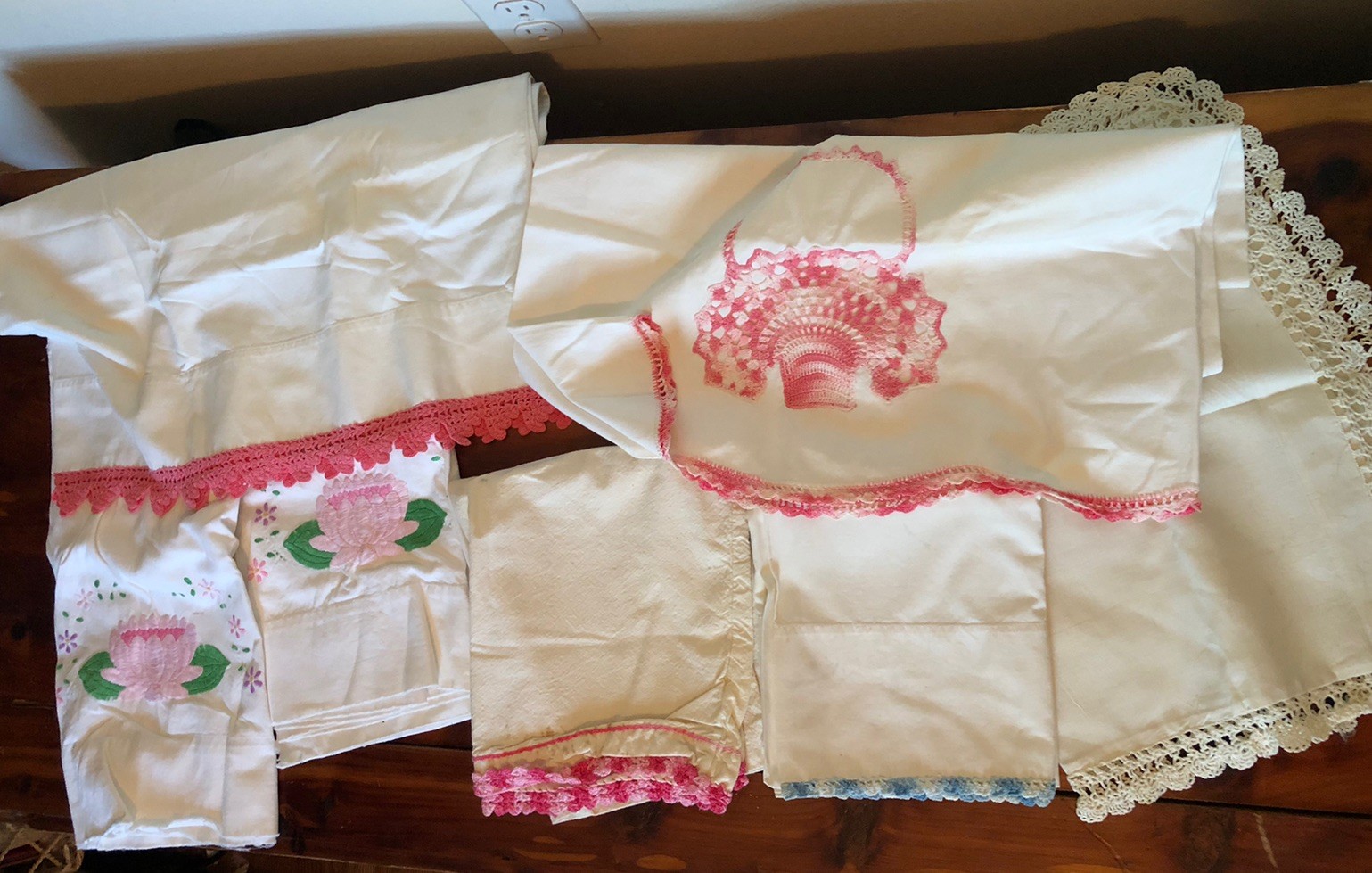Lot of 7 Vintage Flawed Pillowcases Shams Embroidery Crochet Floral Cutter Lot Lot of 7 Vintage Flawed Pillowcases Shams Embroidery Crochet Floral Cutter Lot