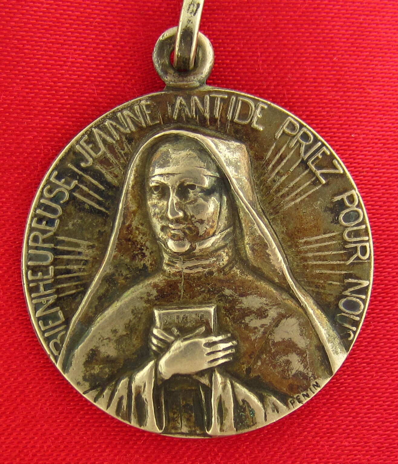 Vintage SAINT JEANNE ANTIDE Medal SAINT VINCENT DE PAUL French Penin Lyon LARGE