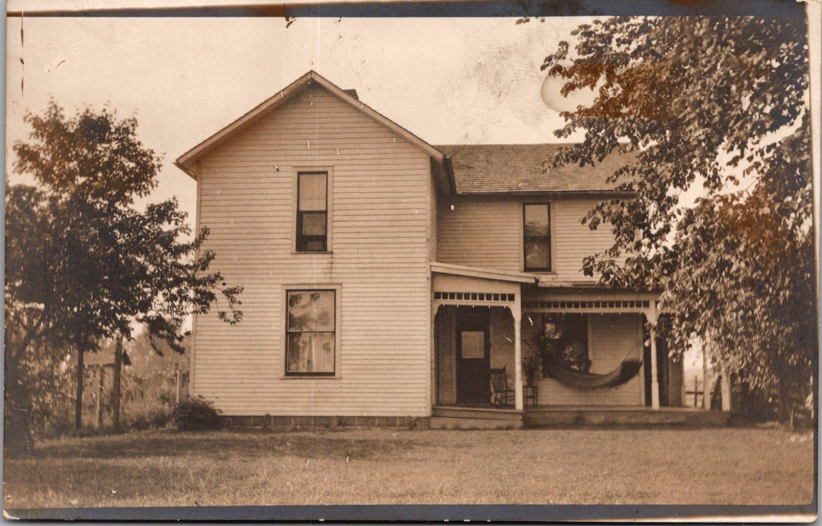 RPPC American Two- Story Farmhouse Or Rural Residence Vintage Postcard TP15-6