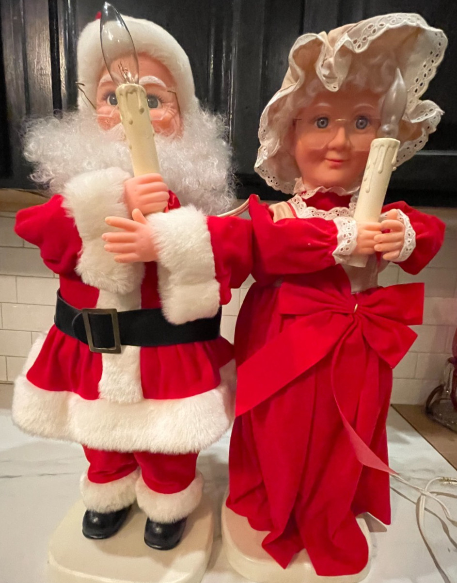 Vtg Santa's Best Christmas animated Mr Mrs Claus Figures Animated in box works