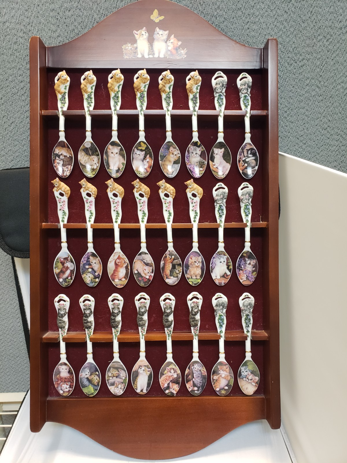 Bradford Exchange 24 pc Kitten Collector Spoon Set