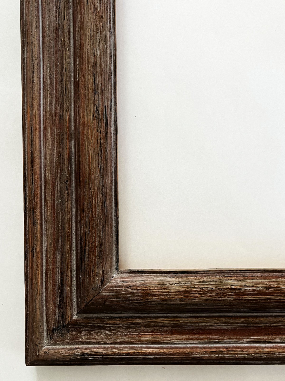VTG MCM MID CENTURY MODERNIST CARVED WOOD PICTURE FRAME 22.50 x 26.50