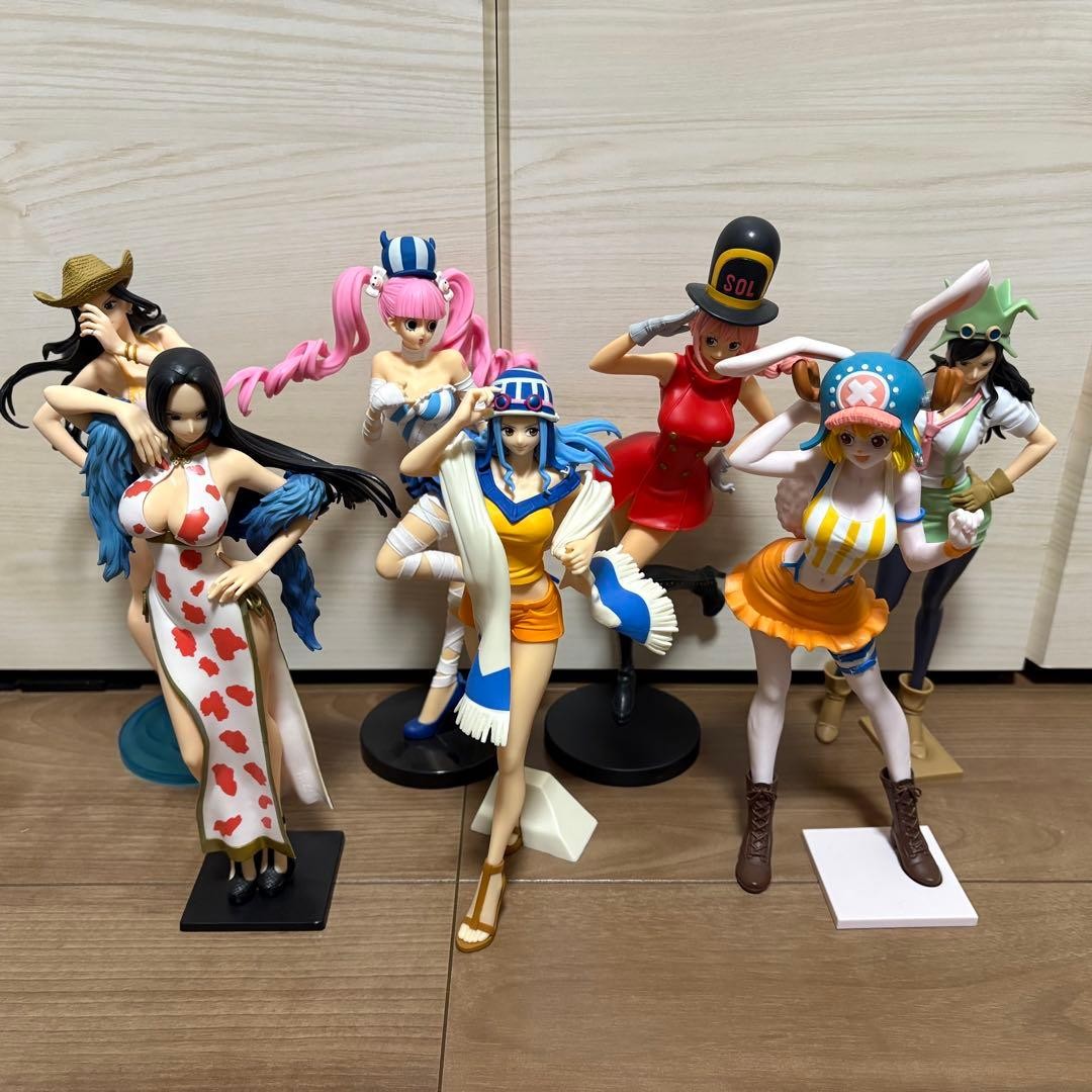 One Piece Hancock Carrot Vivi Perona Rebecca Robin Figure Collectible Japan