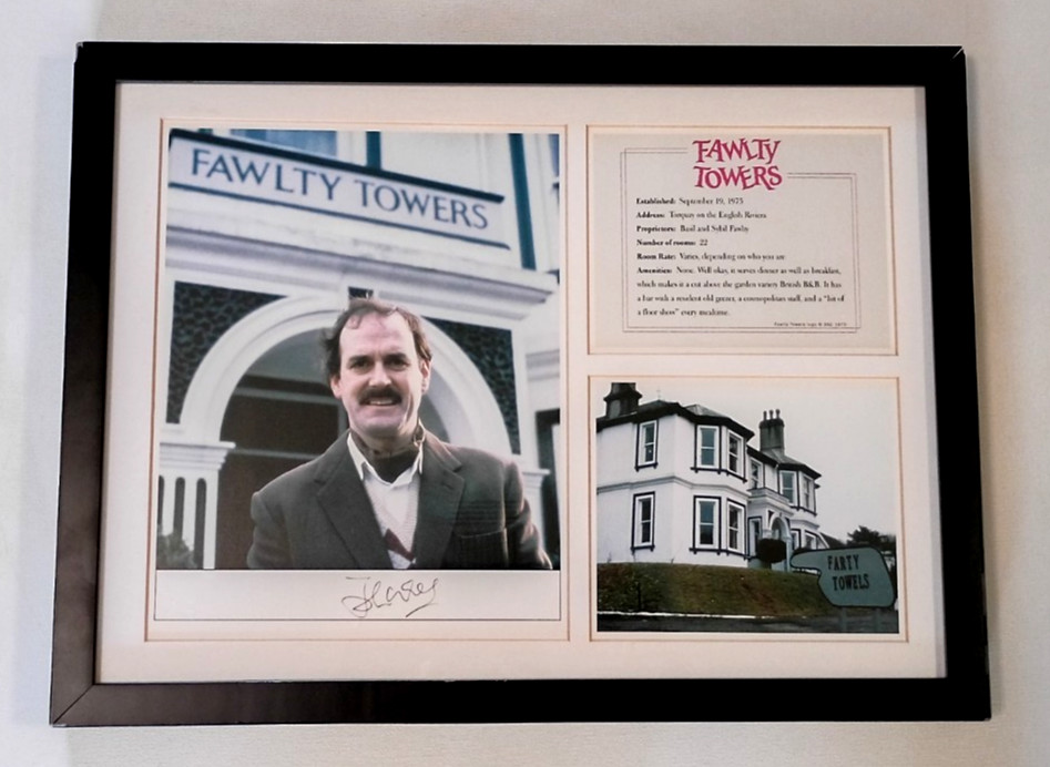 FAWLTY TOWERS VINTAGE 1975 JOHN CLEESE SIGNED AUTOGRAPHED FRAMED PROMO PHOTO