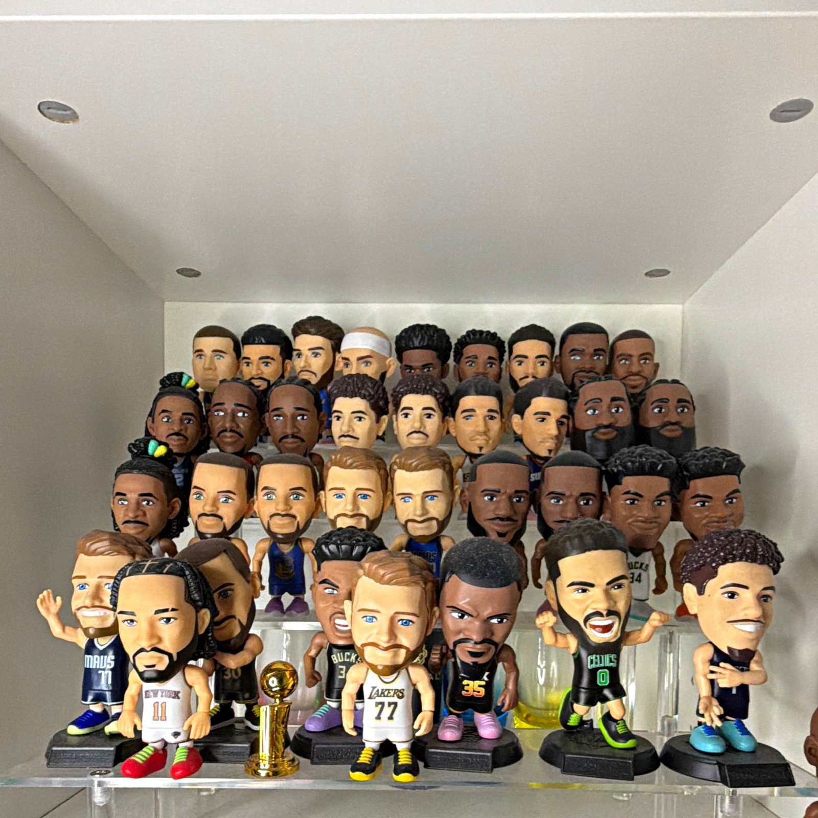 NBA Basketball  Zuru  Lot, Multicolor Collectibles
