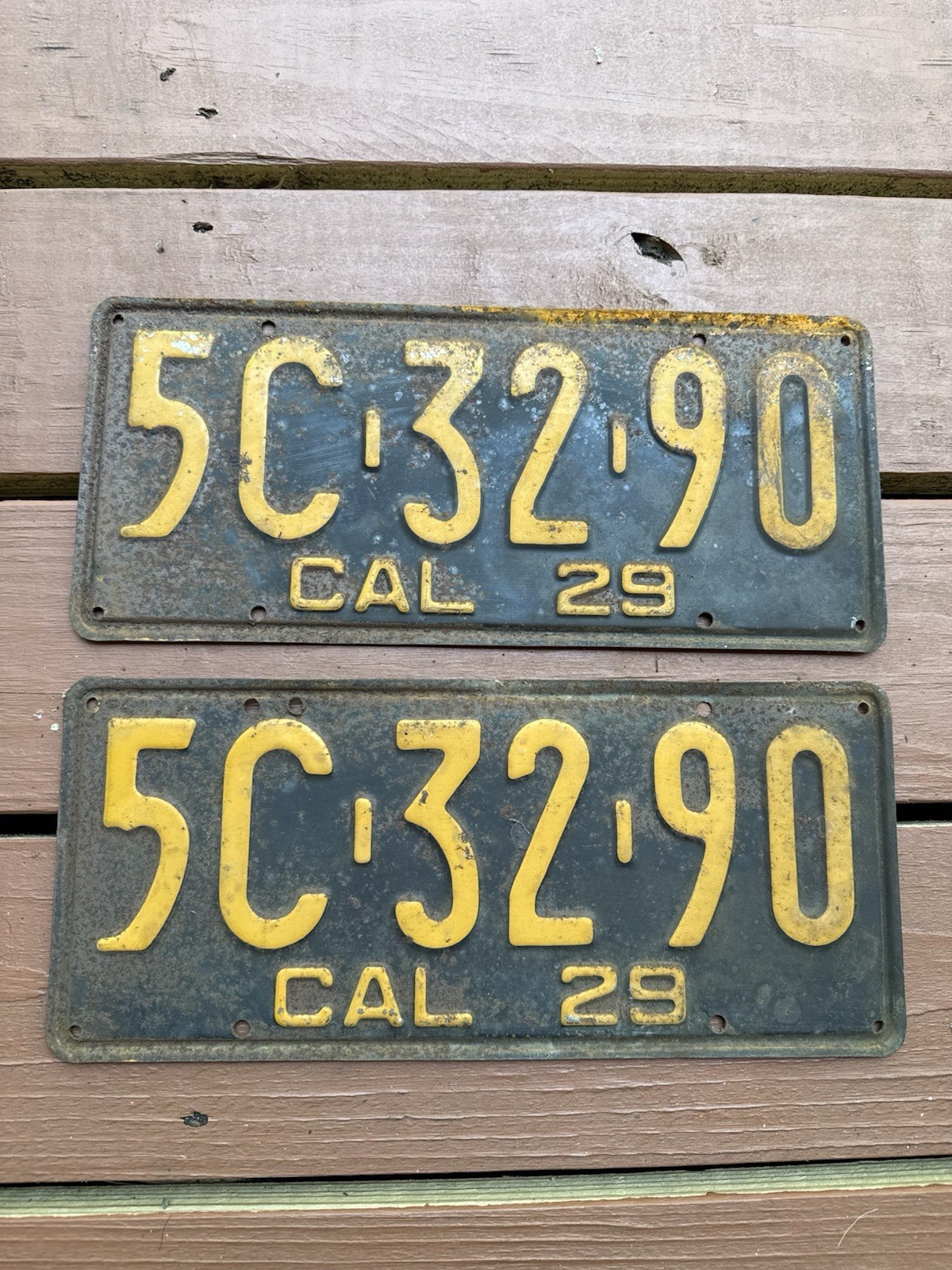 PAIR SET 1929 CALIFORNIA LICENSE PLATE-VINTAGE 5C 32 90