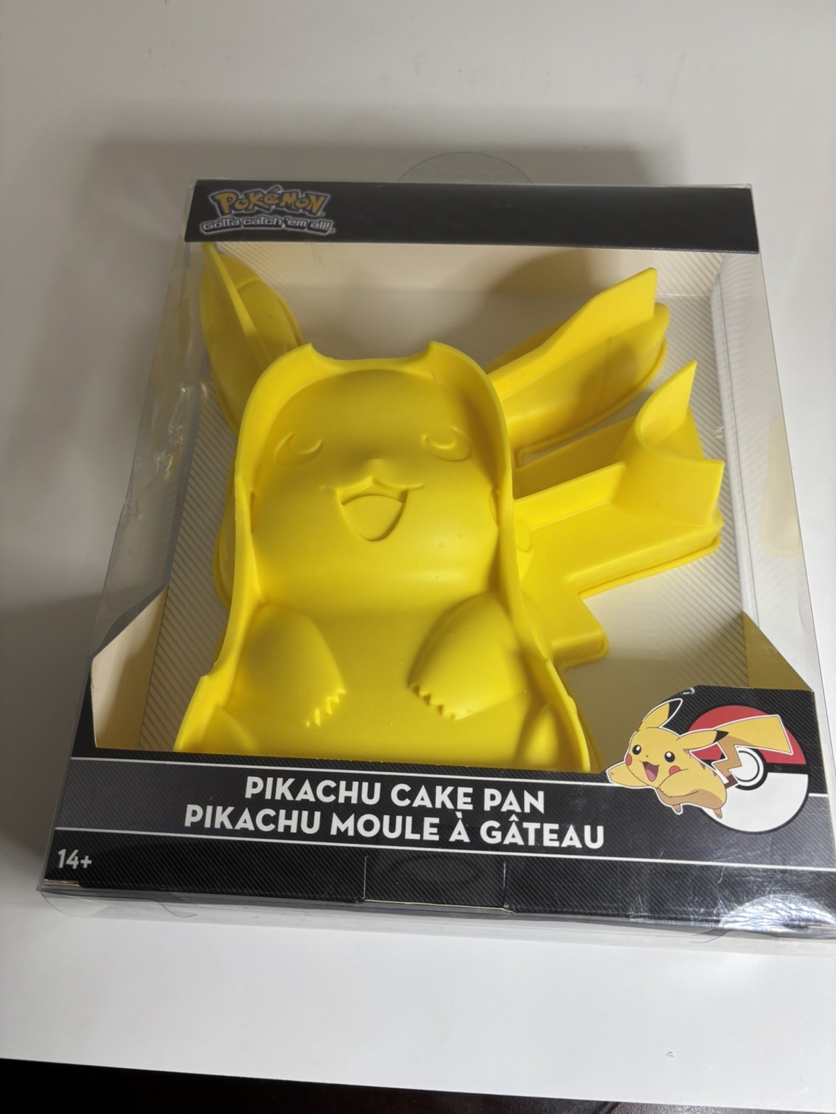 Thinkgeek Pokemon Pikachu Yellow Silicone Cake Pan Mold Dishwash Microwave Safe 