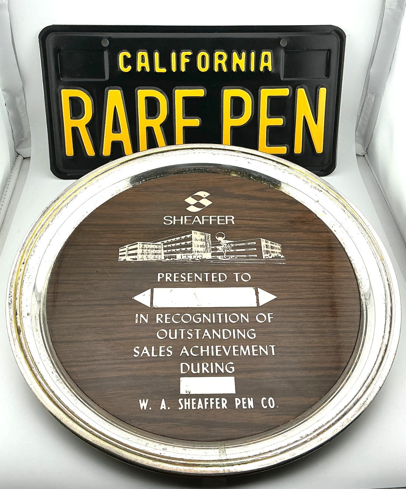 Vintage  W.A. SHEAFFER  Fountain Pen Sales Award 12\