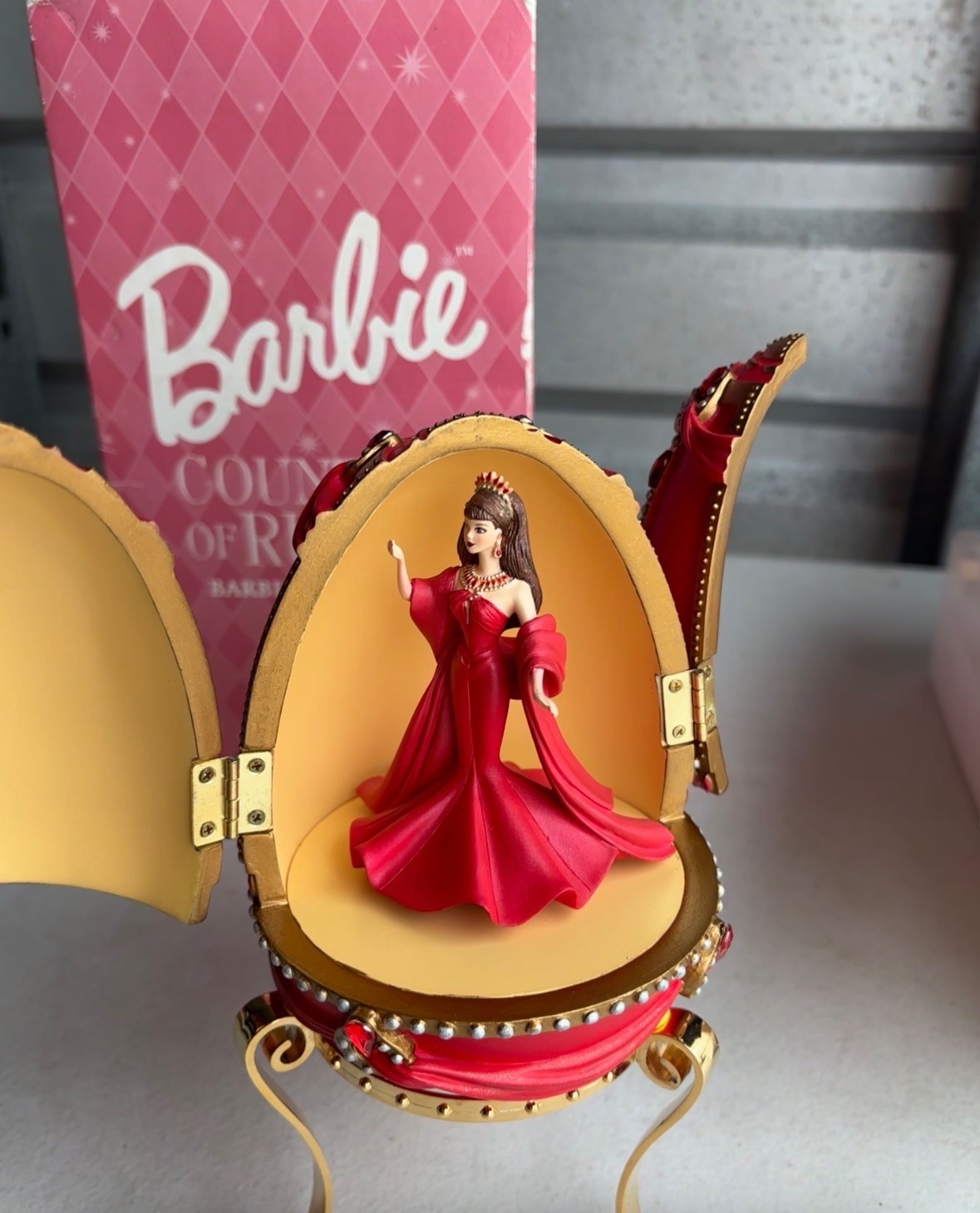 2001 Countess of Rubies Barbie Resin Egg -Music Box Royal Jewels Collection