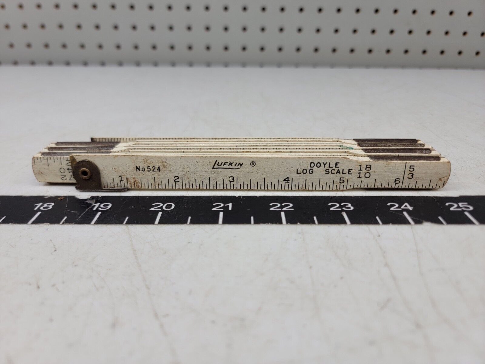 Lufkin Rule Co No. 524 Doyle Log Scale Folding Ruler 48” Wooden