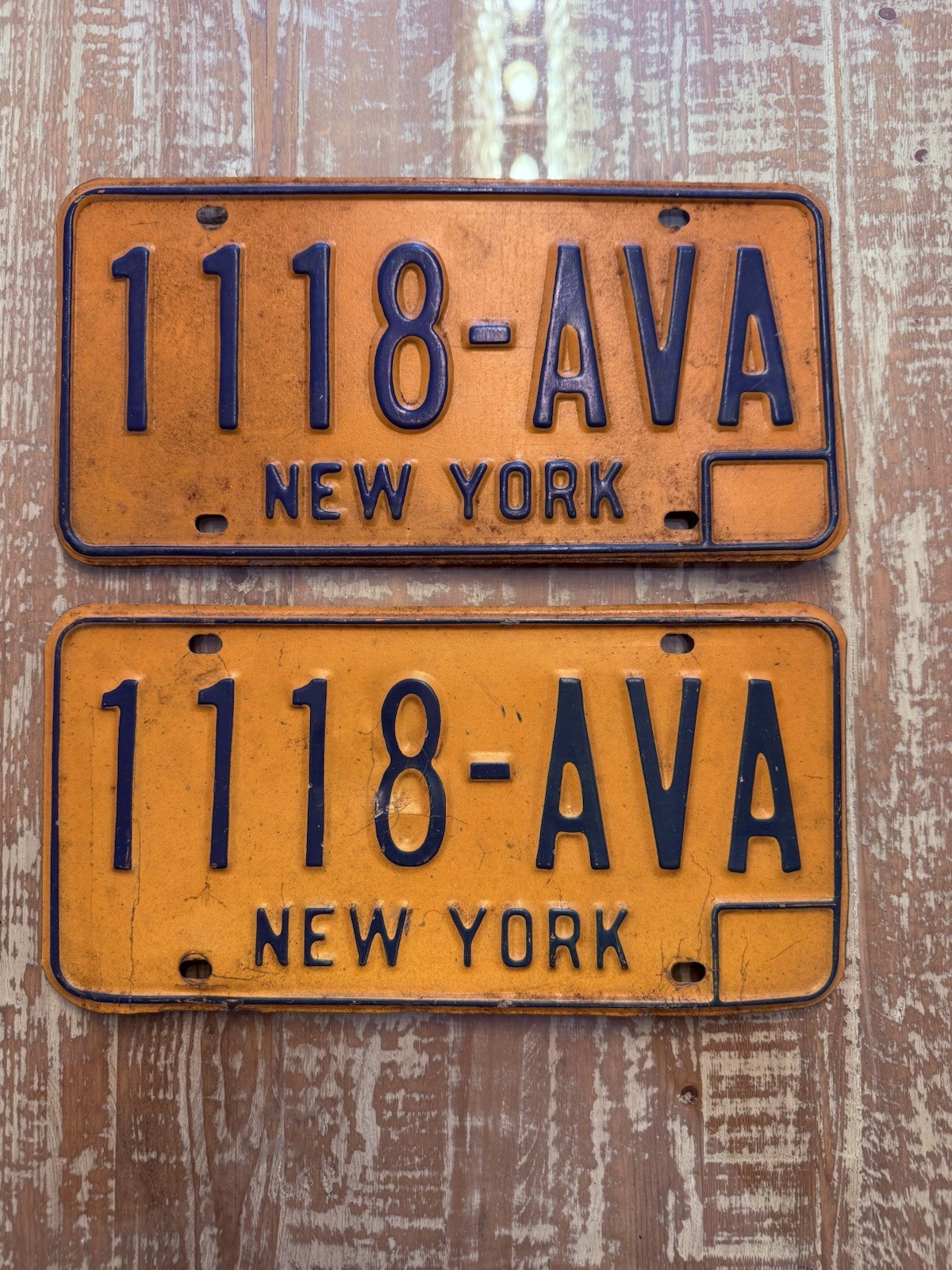Vintage New York License Plate Plates Pair Excellent Clean Cond 1118-AVA