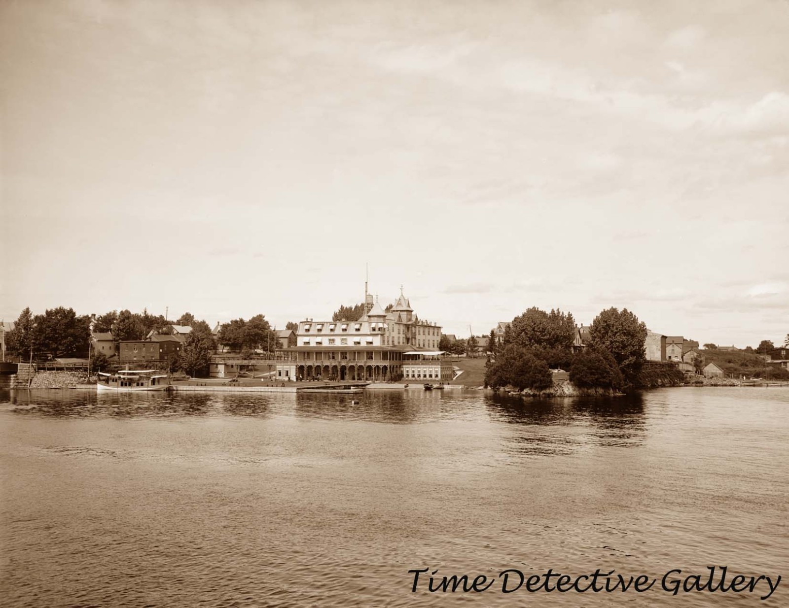 Gananoque Inn, Thousand Islands, Canada - 1902 - Historic Photo Print